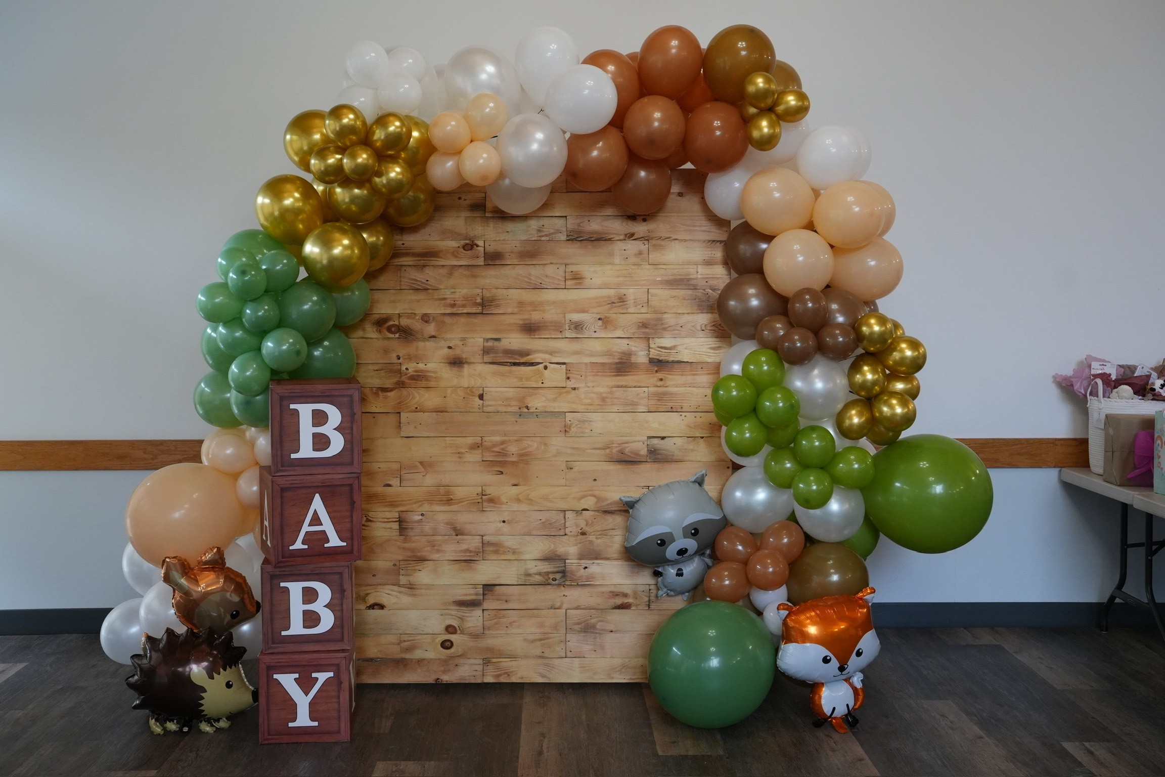 Wooden Backdrop – Rustic Event Wall 62"x79"