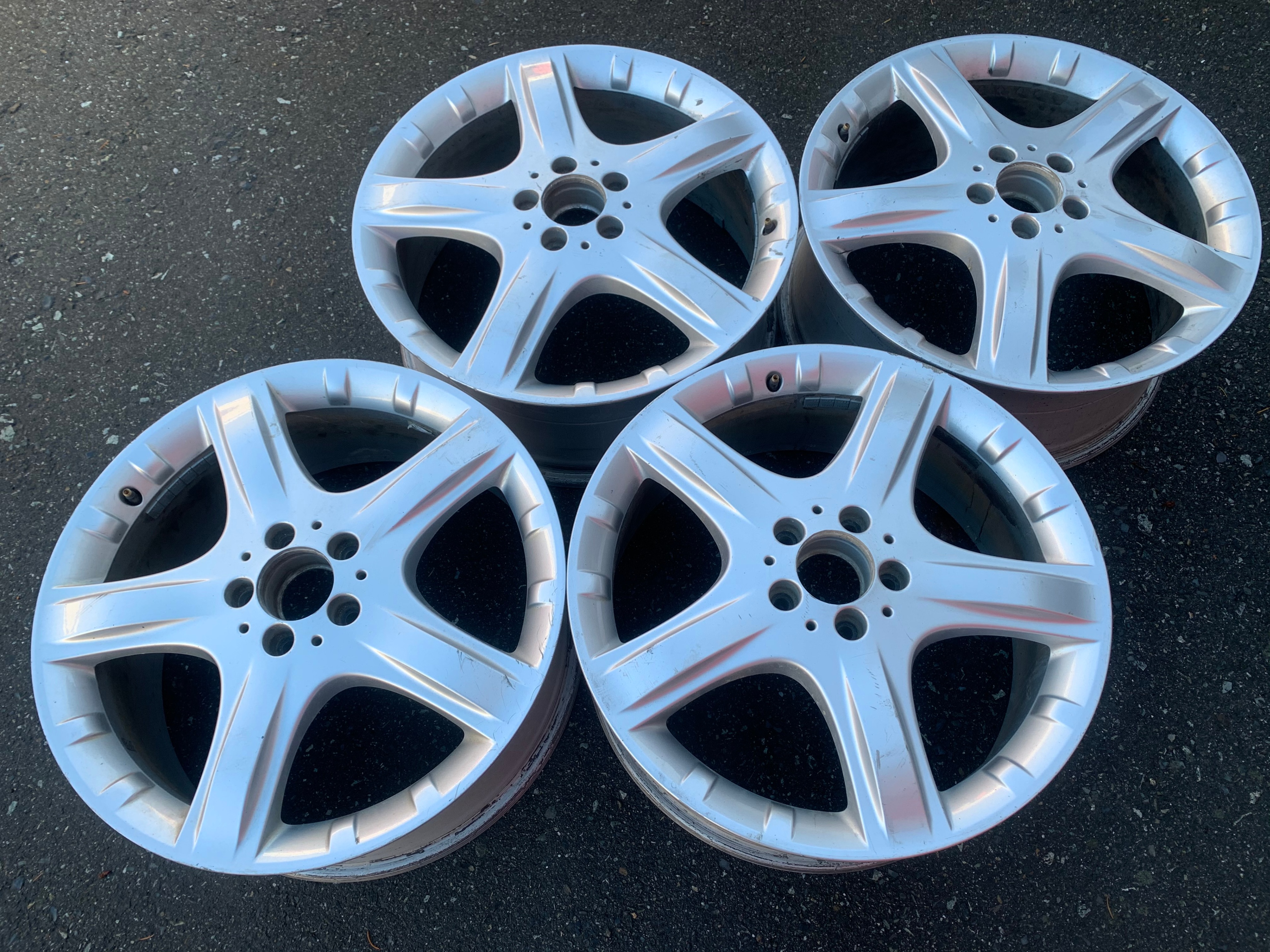 Set of OEM Mercedes Benz 19X8" ET67 rims in good cond ML R Class - photo 5