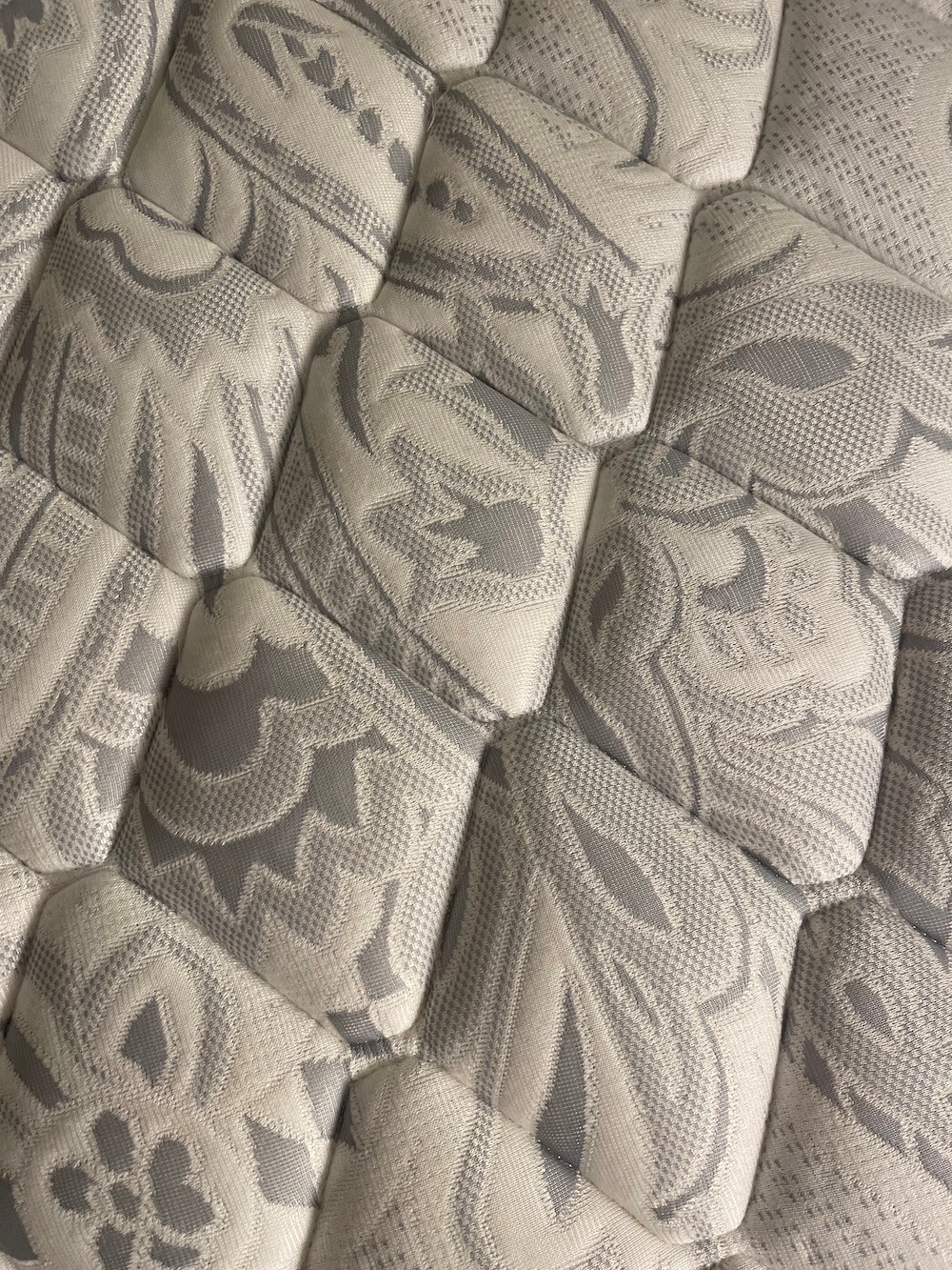 King-Size Sleep Country Kingsdown Mattress - photo 2