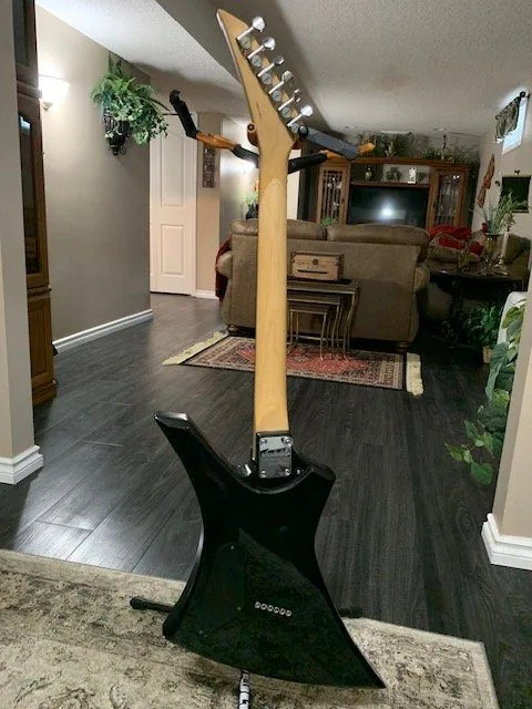 JACKSON KELLY GUITAR /WITH HARDSHELL CASE (NEW) image indicator(4)