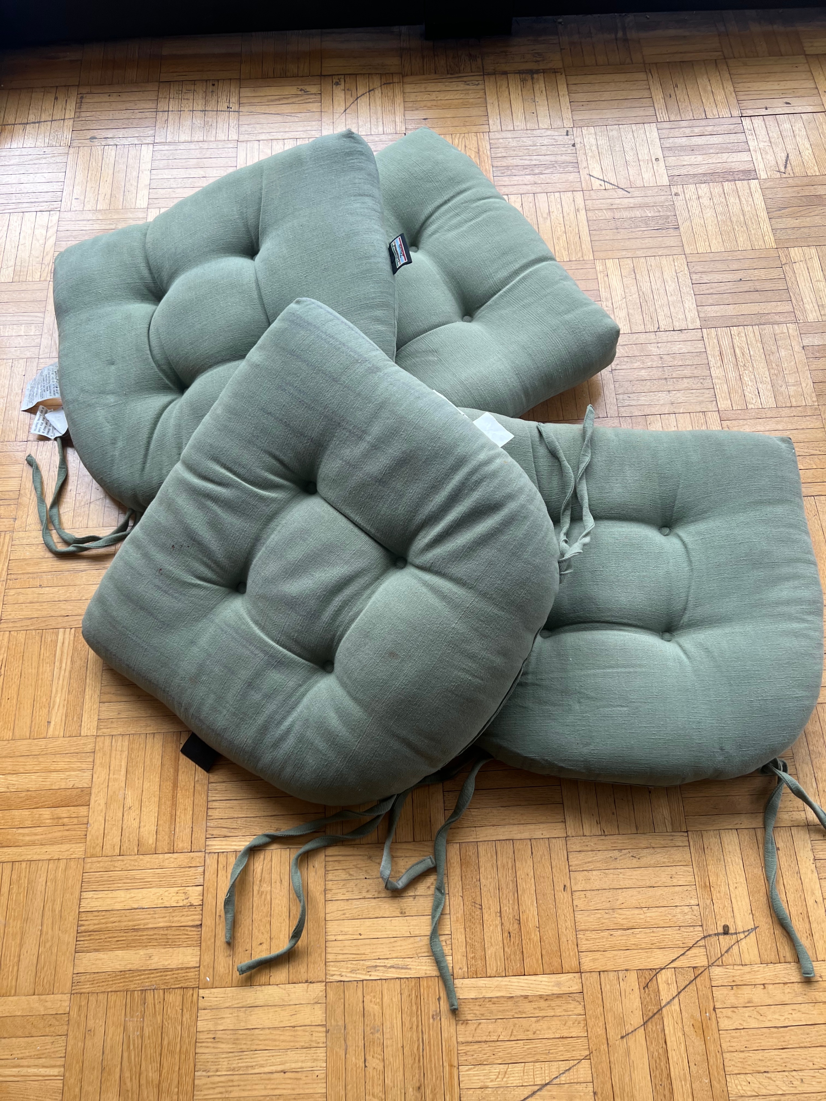 Set of 4 Cottonwood Design Outdoor Chair Cushions – Sage Green