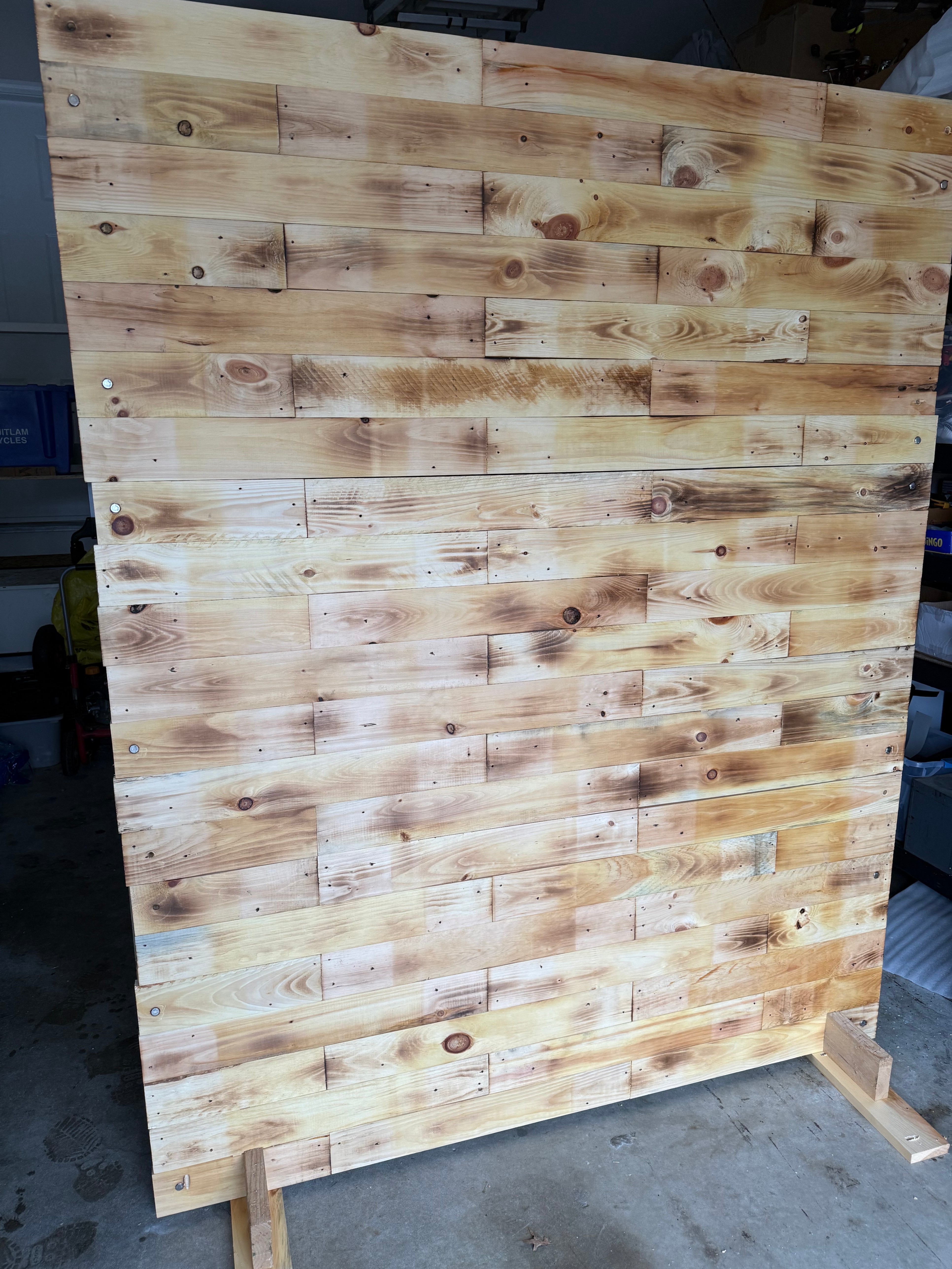 Wooden Backdrop – Rustic Event Wall 62"x79" - photo 4