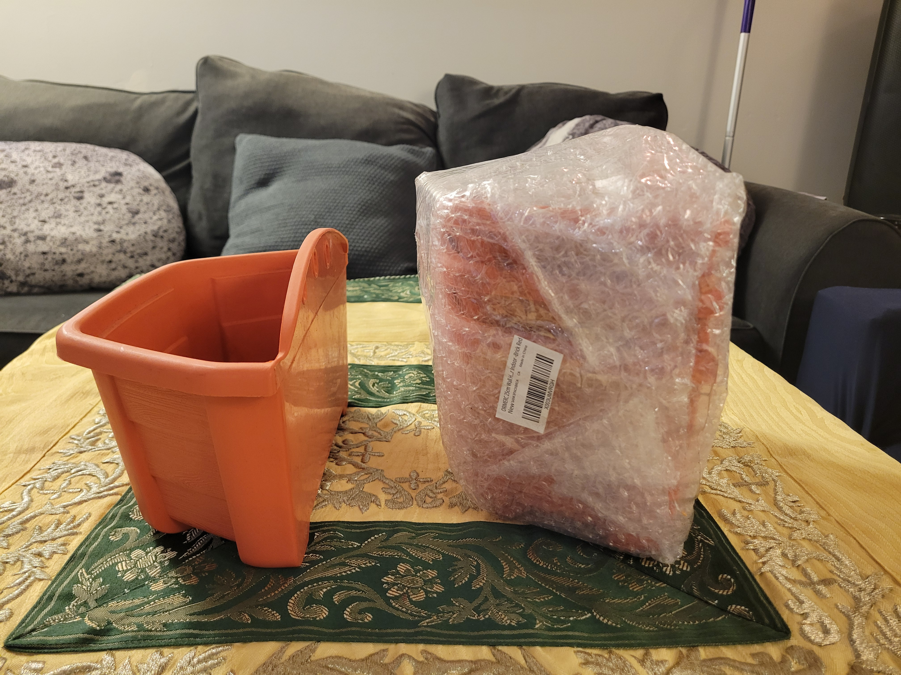 4 Balcony Planters (Brand New, Terracotta Color) - photo 2