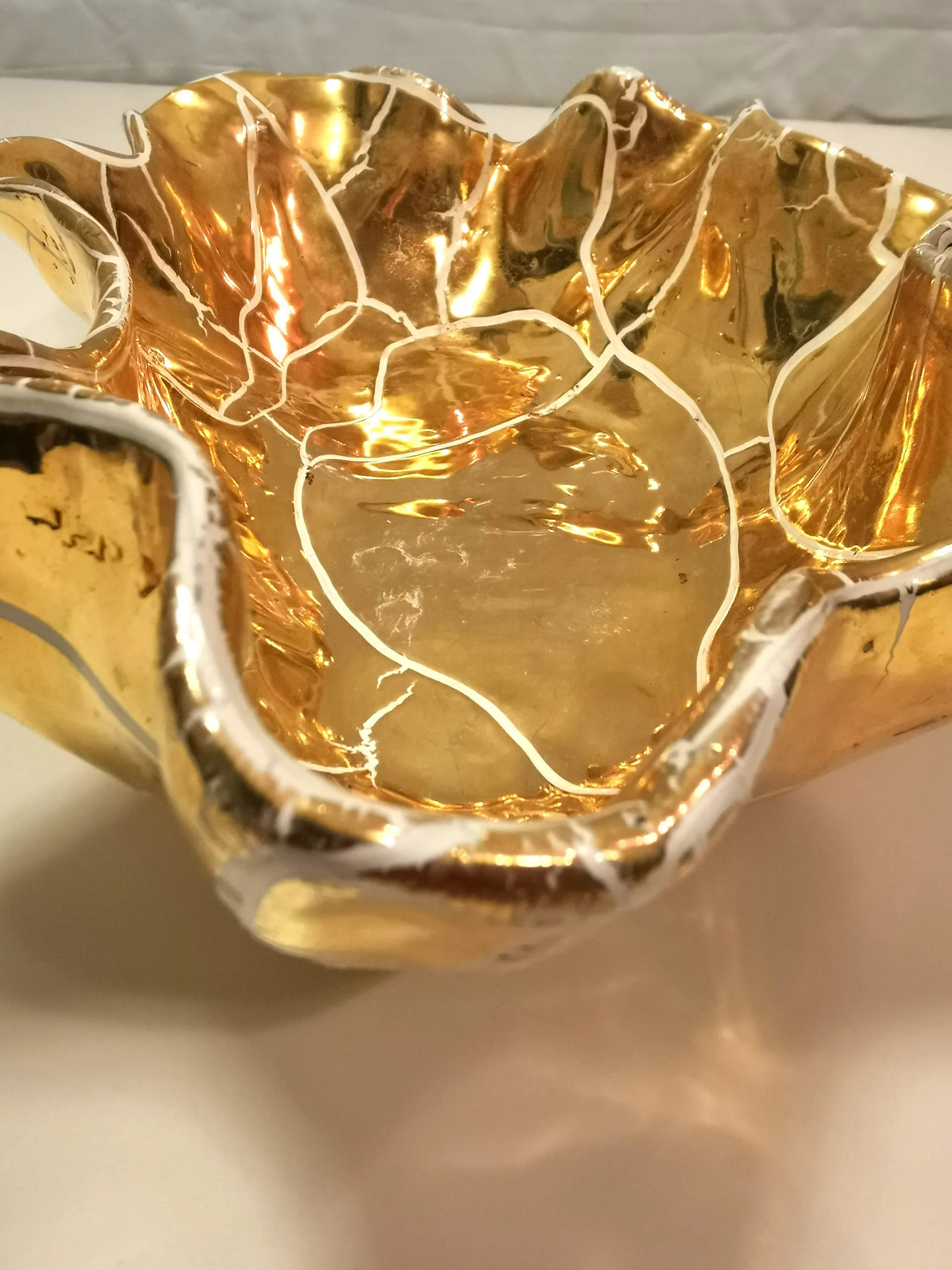 Vintage Gold Wavy Edge Display Dish - Italian Style Art Pottery image indicator(4)