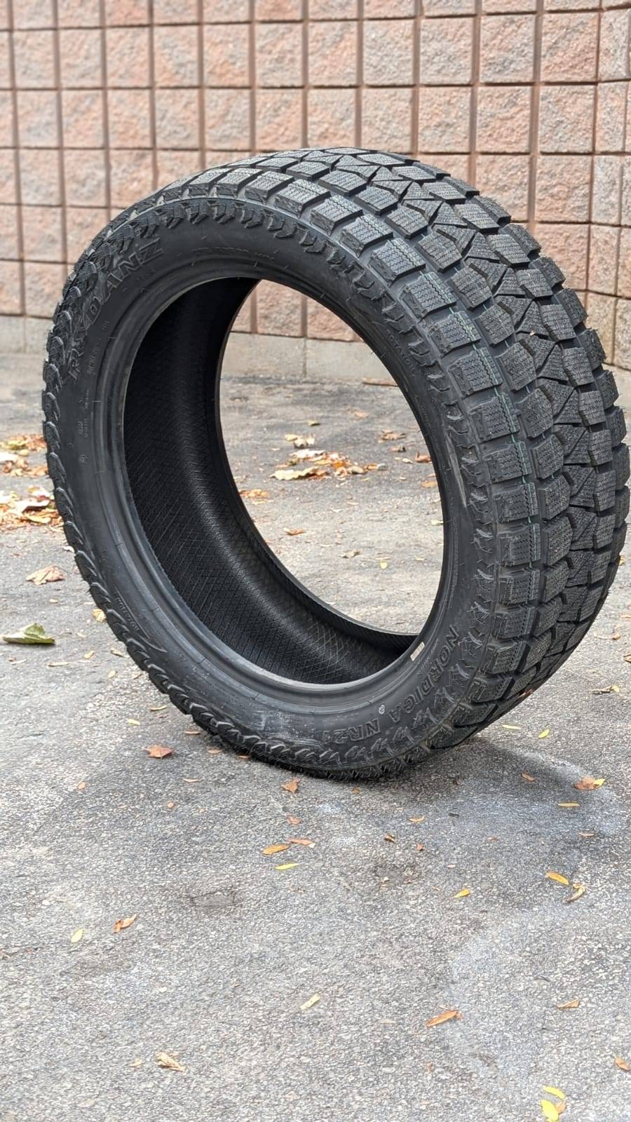 NEW 275/50/R22 Rydanz Snows–F150/Sierra/Silverado/Tahoe/Escalade - photo 2