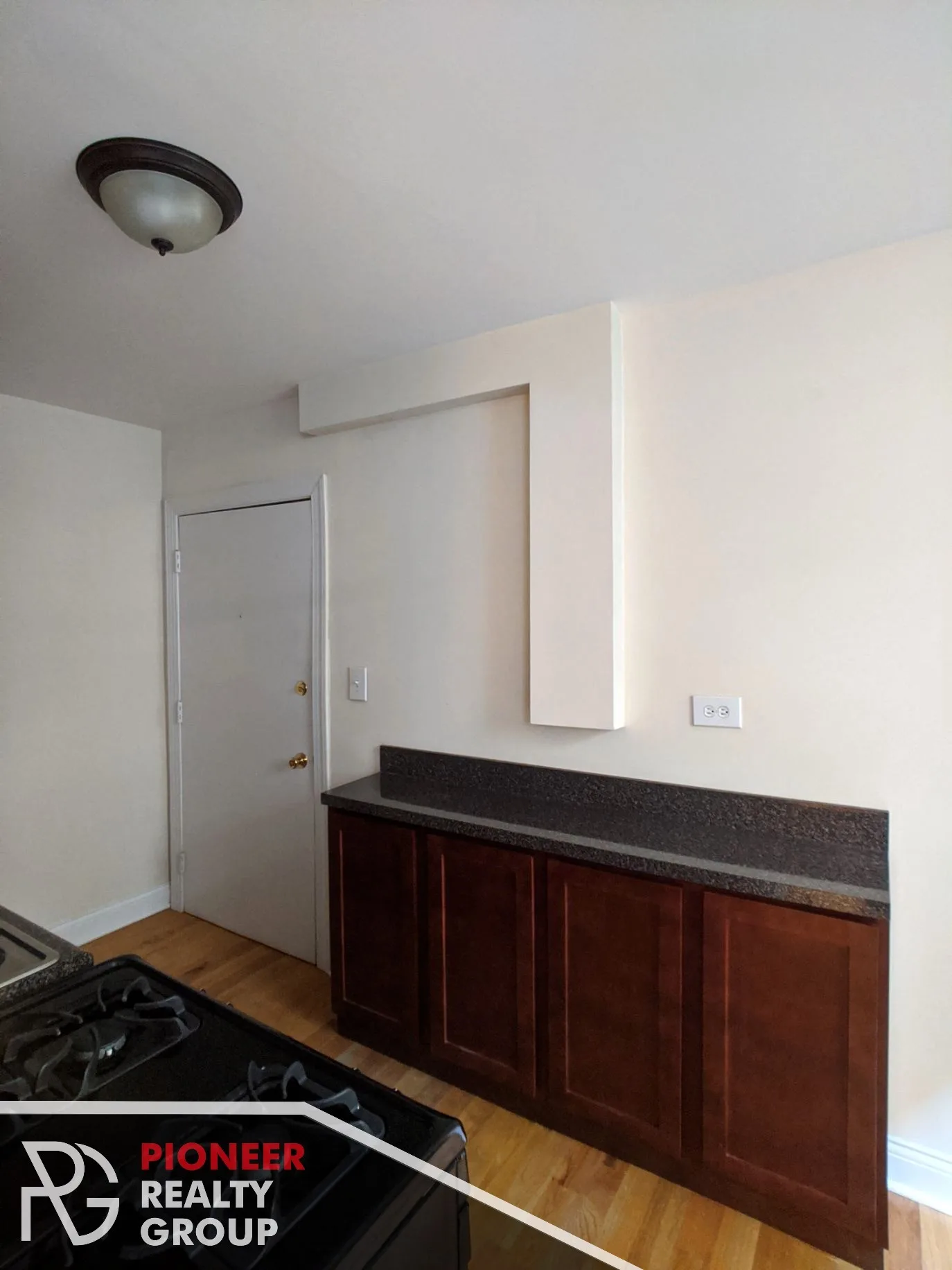 Lakeview Studio Available NOW! image indicator(3)