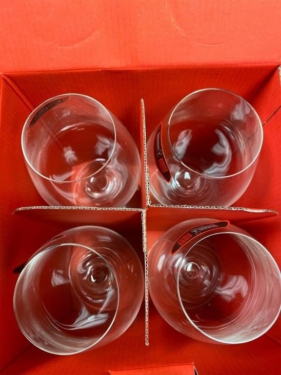 RIEDEL White & Red Wine, Stemmed Glasses (Set of 4) *Brand New* - photo 4