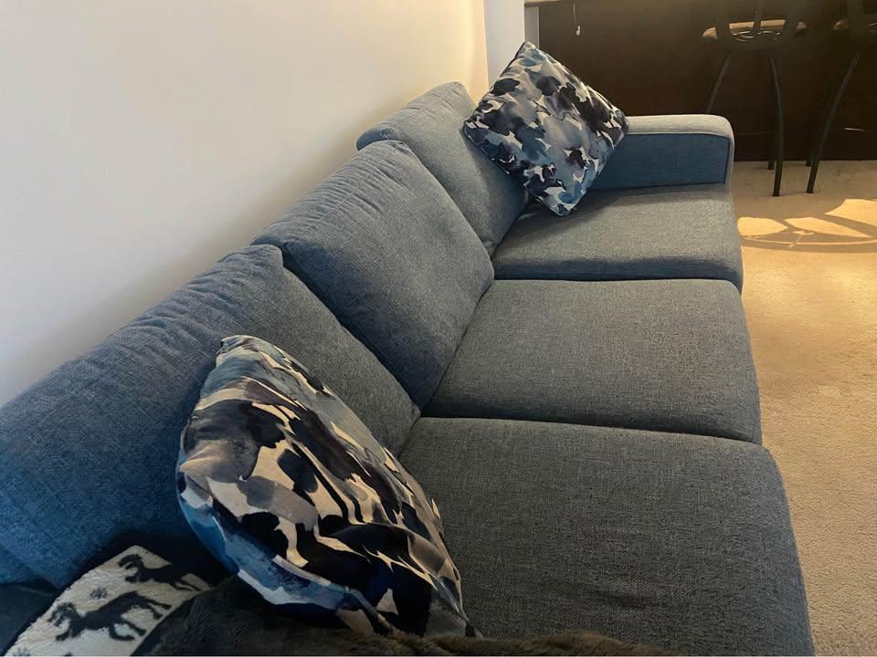 3-Seater Couch with Cushions – Super Comfortable - photo 3
