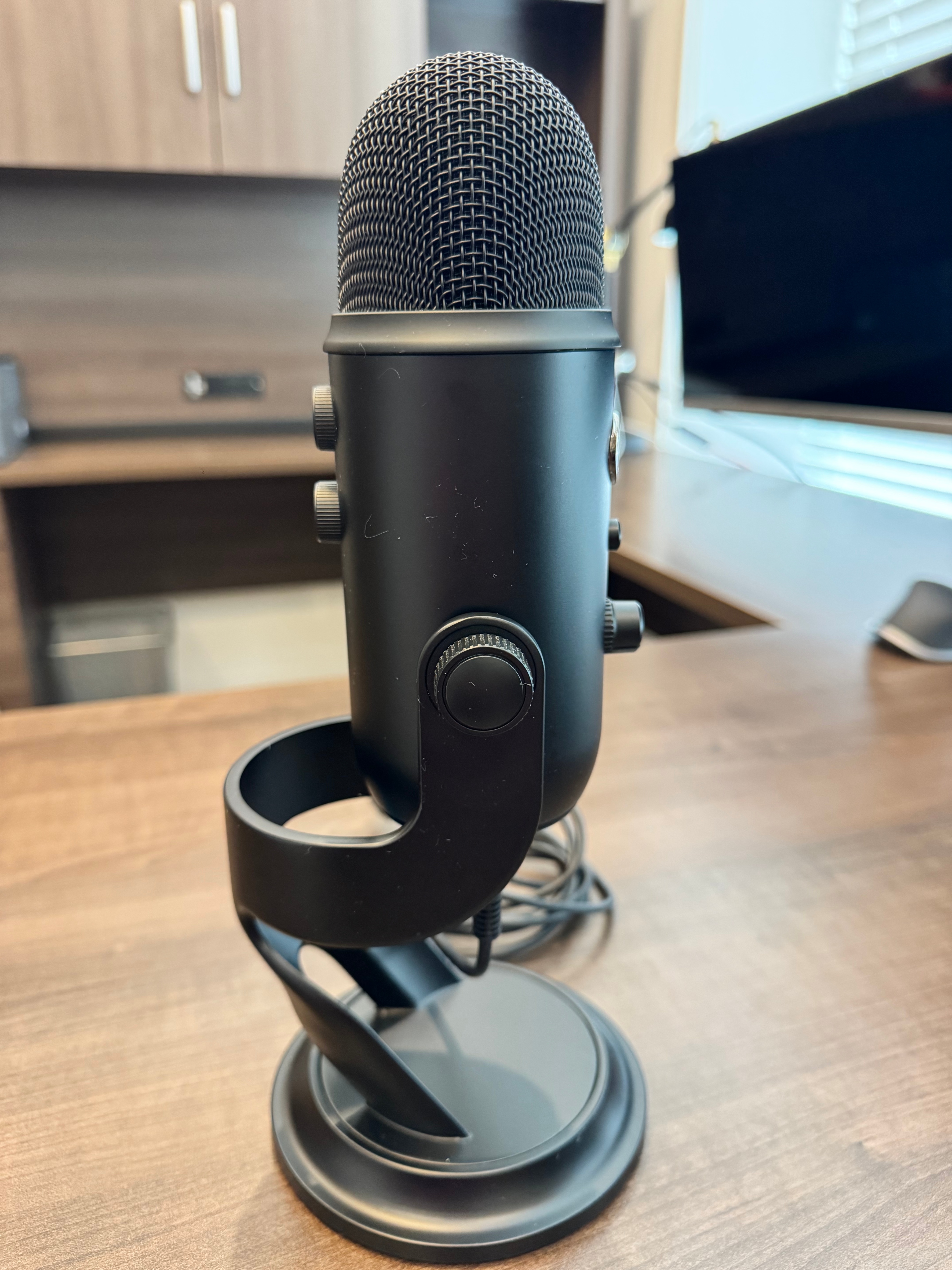 Logitech Blue Yeti USB Microphone - photo 3