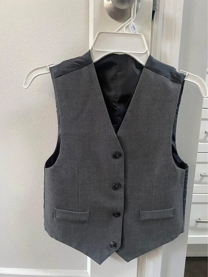 Boy's CHAPS Pants and Reversible Vest Size 8 image indicator(2)