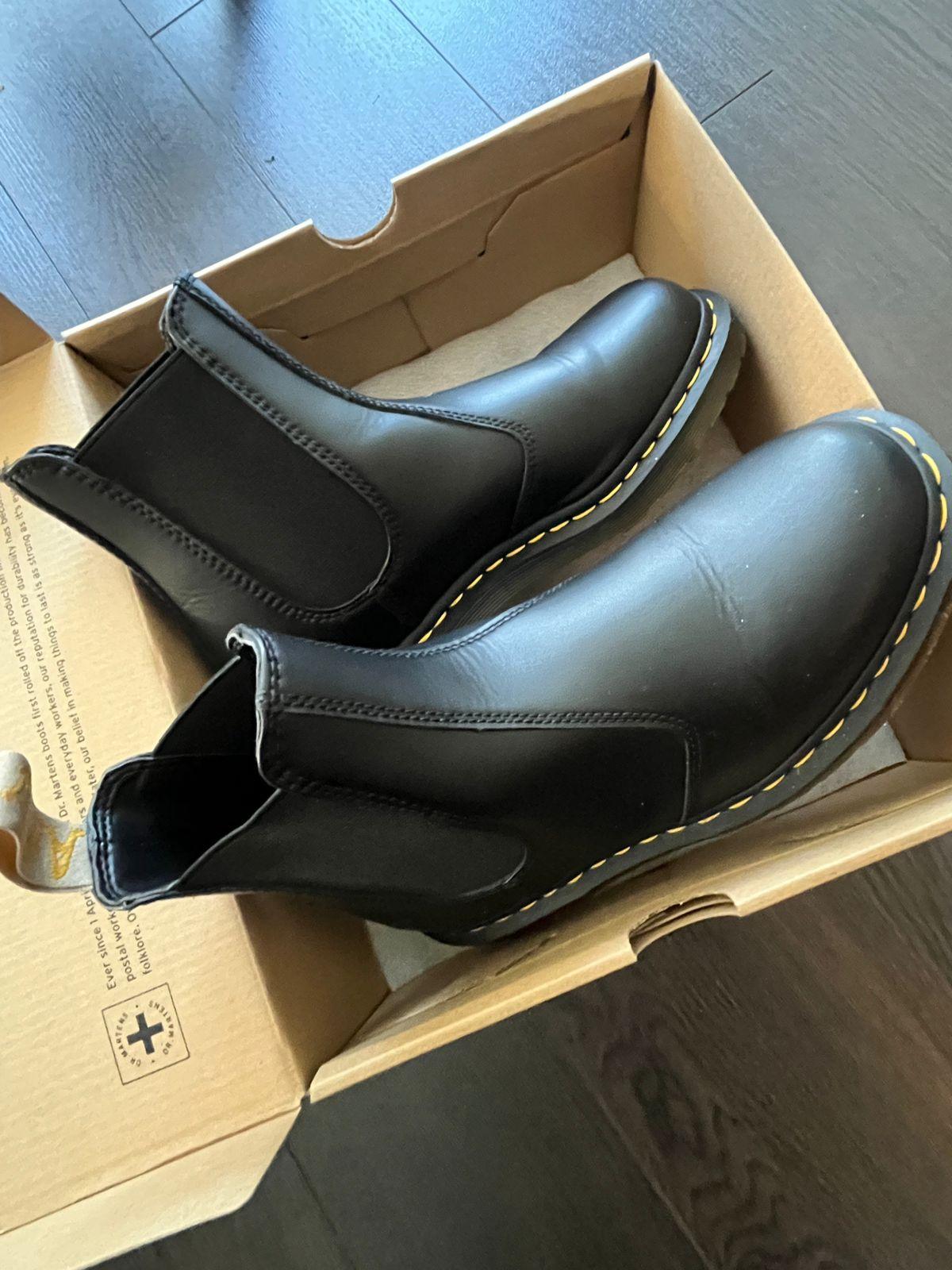 Dr. Martens Black Chelsea Boots - For Women.