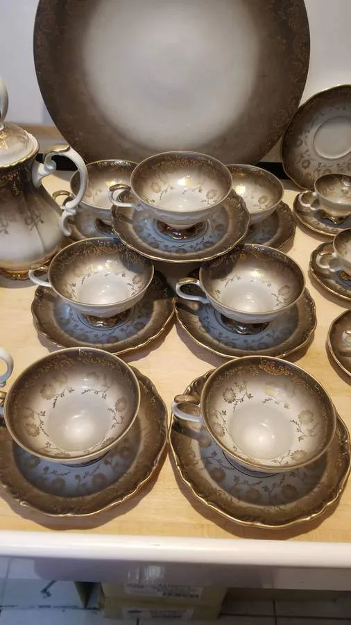 SUPER RARE Mid-Century 54pc Eberthal 650 Gilt Tea Coffee Service image indicator(7)