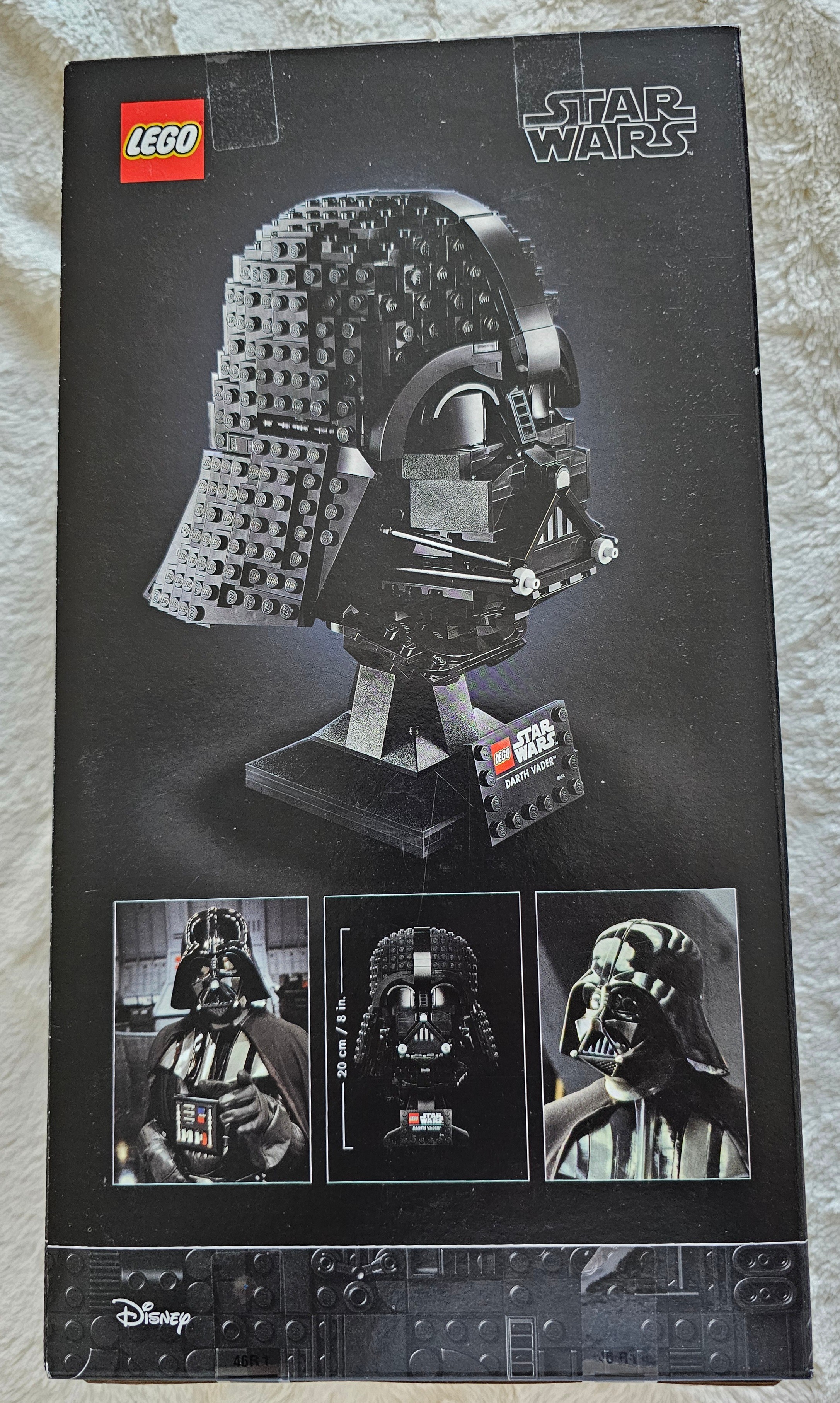LEGO Darth Vader Star Wars Helmet #75304 - photo 3