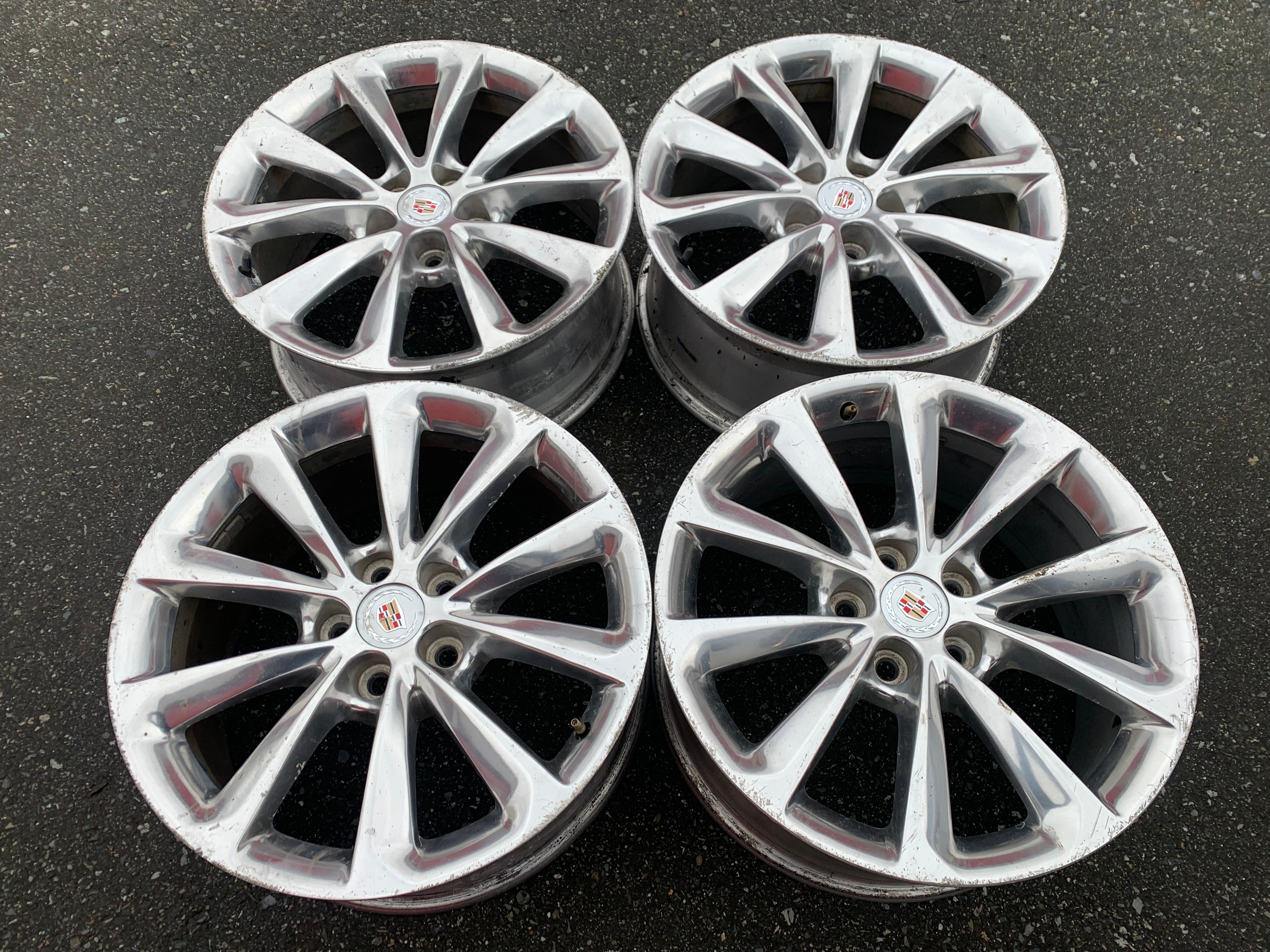 Set of 19X8.5 ET39 Cadillac XTS 2013-2017 wheels good used cond - photo 2