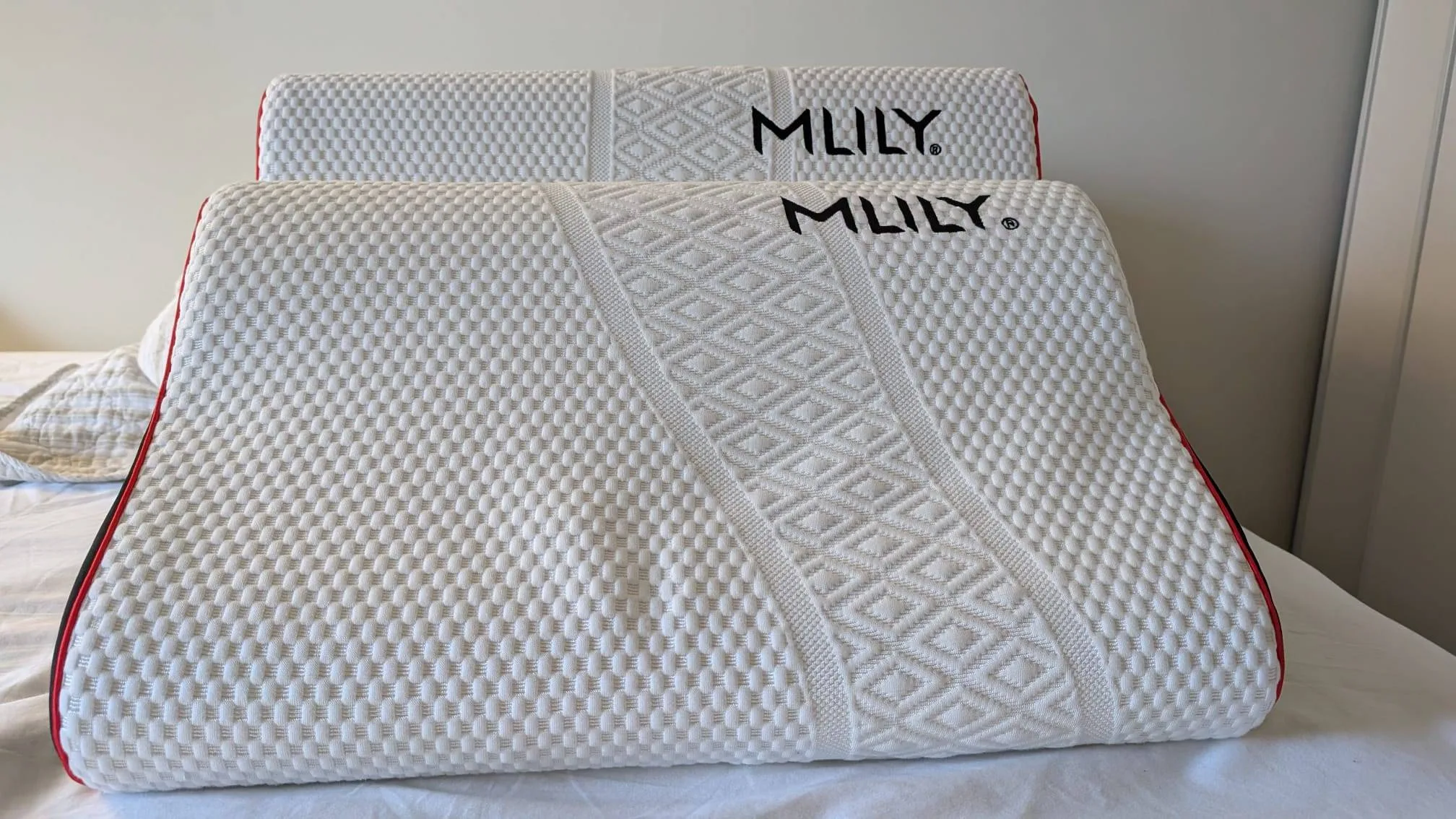 Mlily Manchester United Contour Pillows