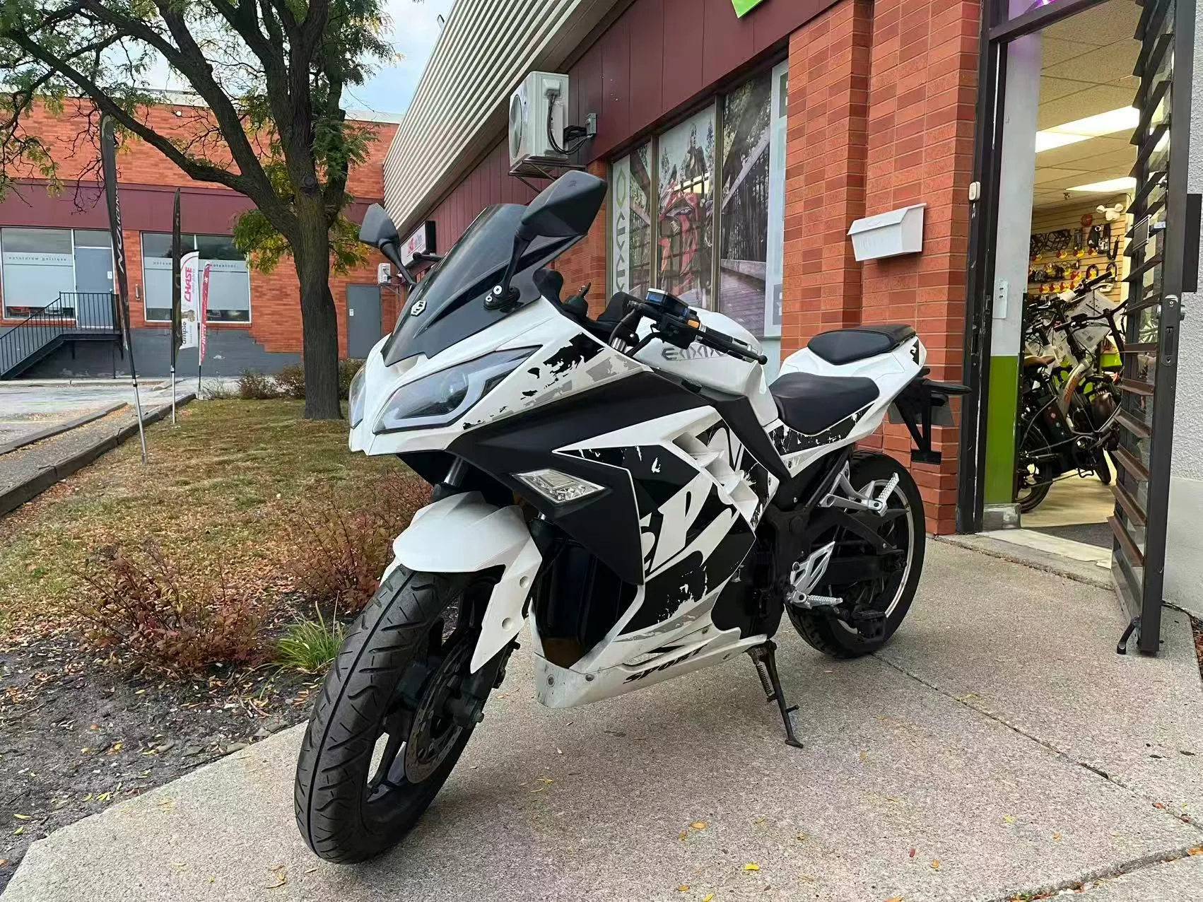 EMMO Zone GTS White 72V/20Ah $1,999 Final Sale thumbnail