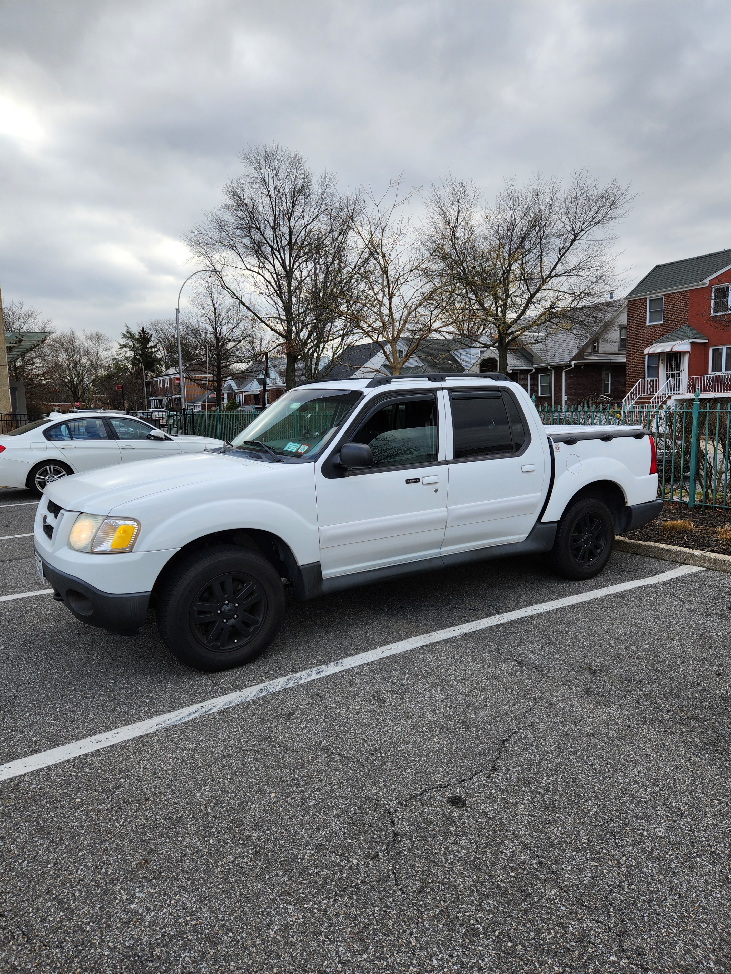 2005 Ford Explorer Sport Trac 4x4