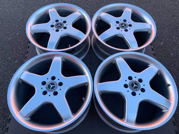 STUNNING After Market Mercedes AMG Monoblock style 19" rims