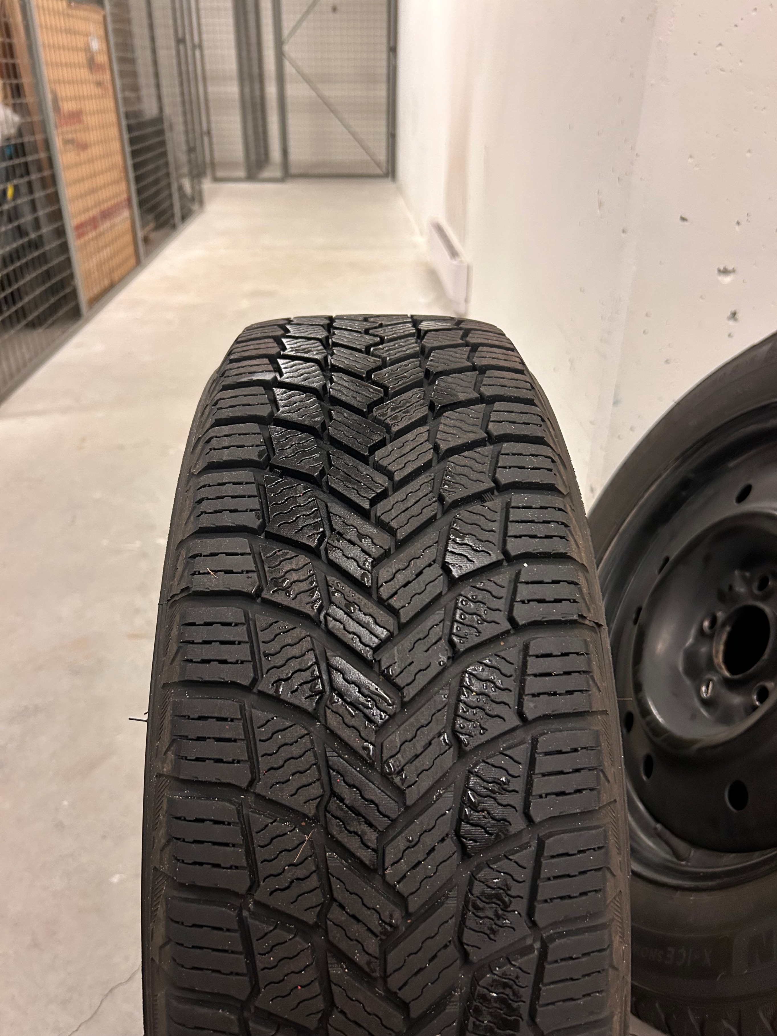 Michelin X-ICE SNOW   205 / 60R / 16 - photo 2