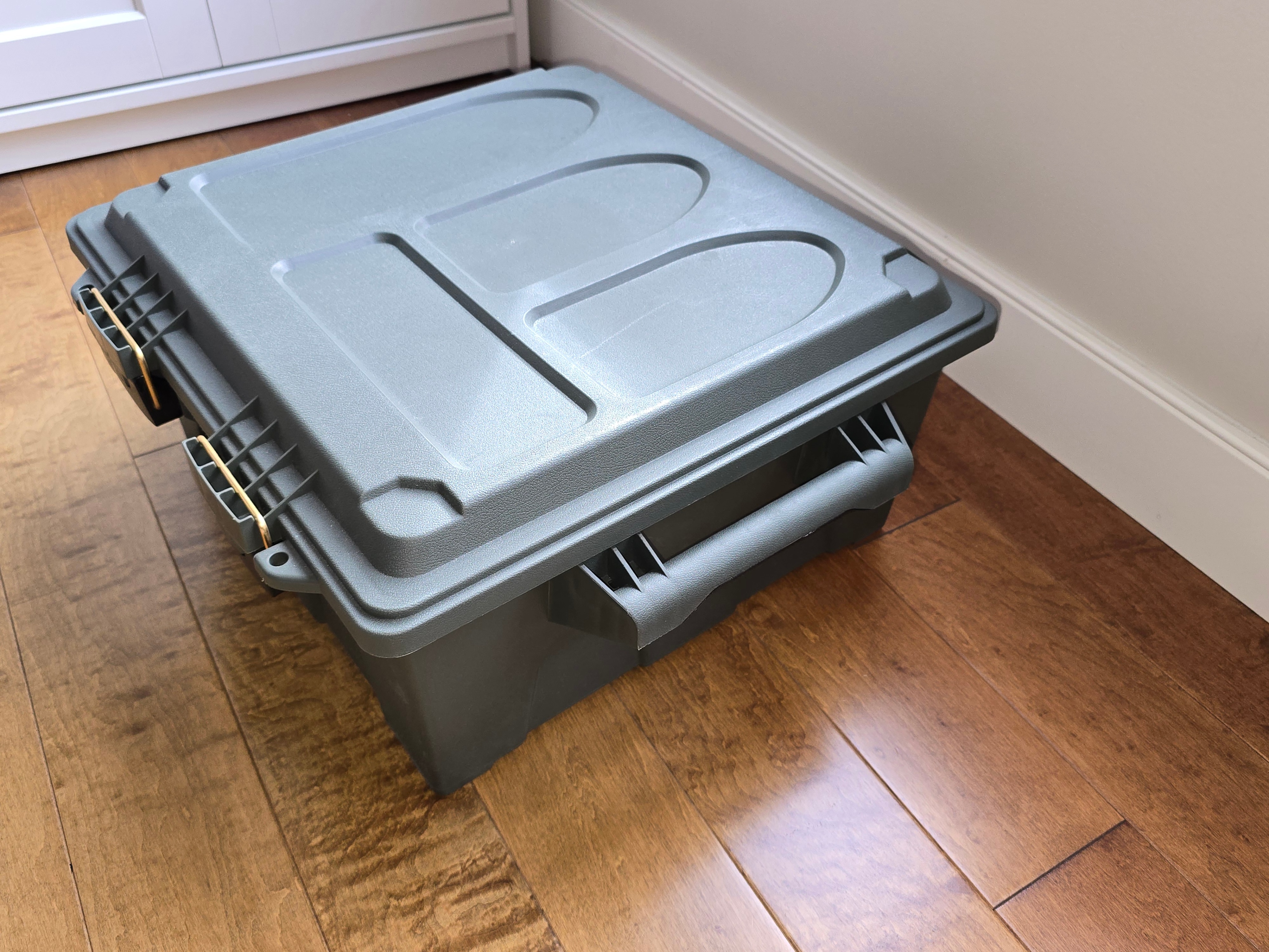 Cabela's Dry Large Storage Box Utility Hunting Waterproof - photo 2