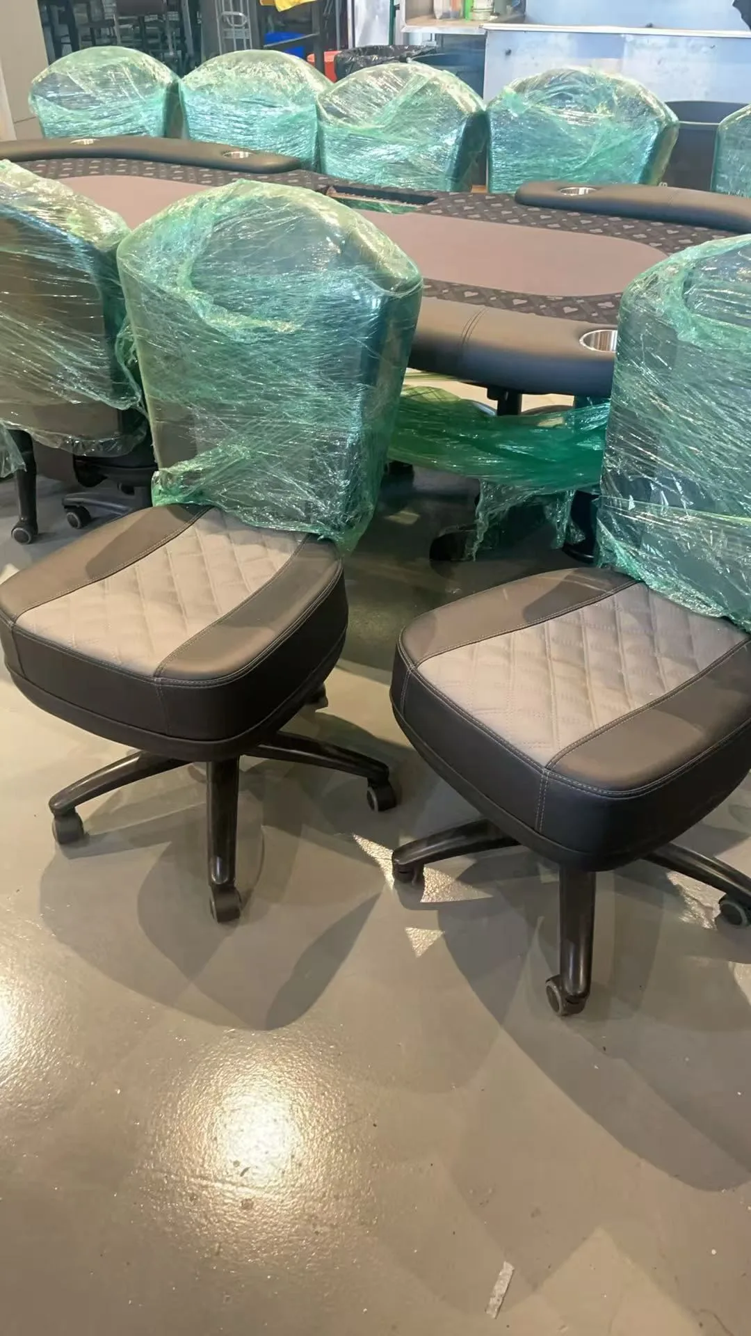 Poker table 103X45 image indicator(5)