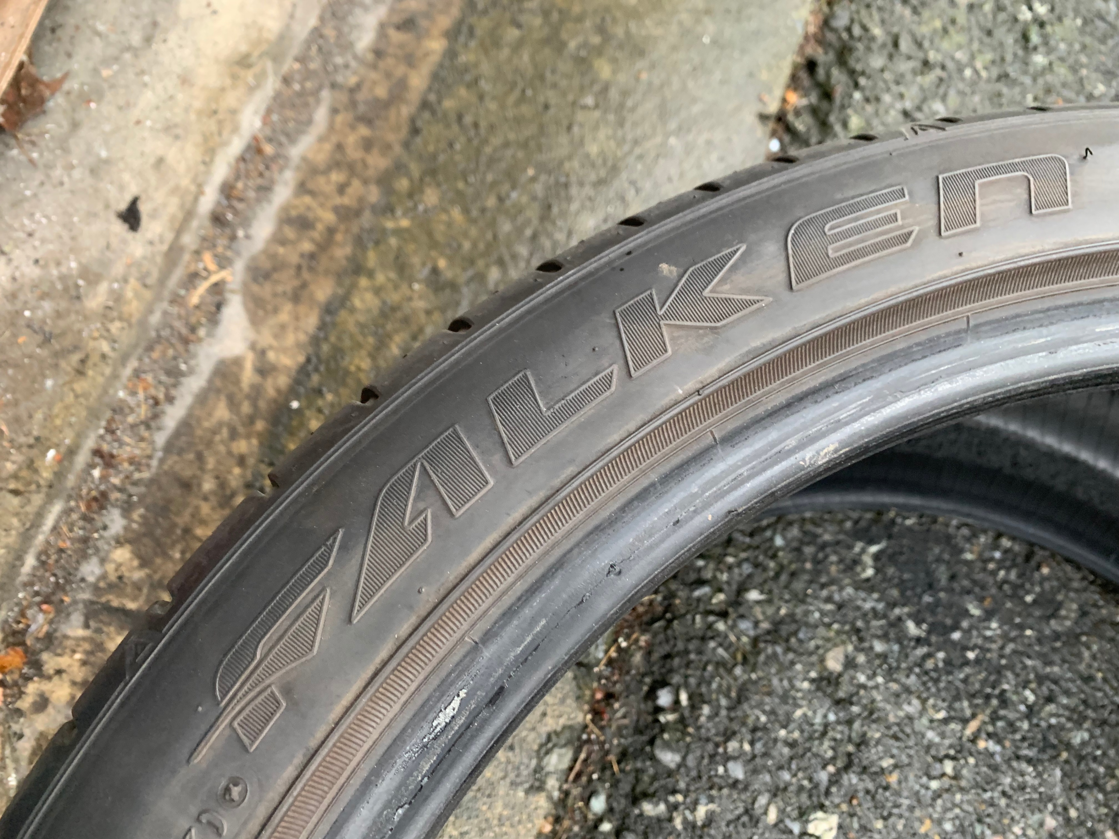 PAIR of 265/35/19 98Y Falken Azenis FK510 with 50% tread - photo 5