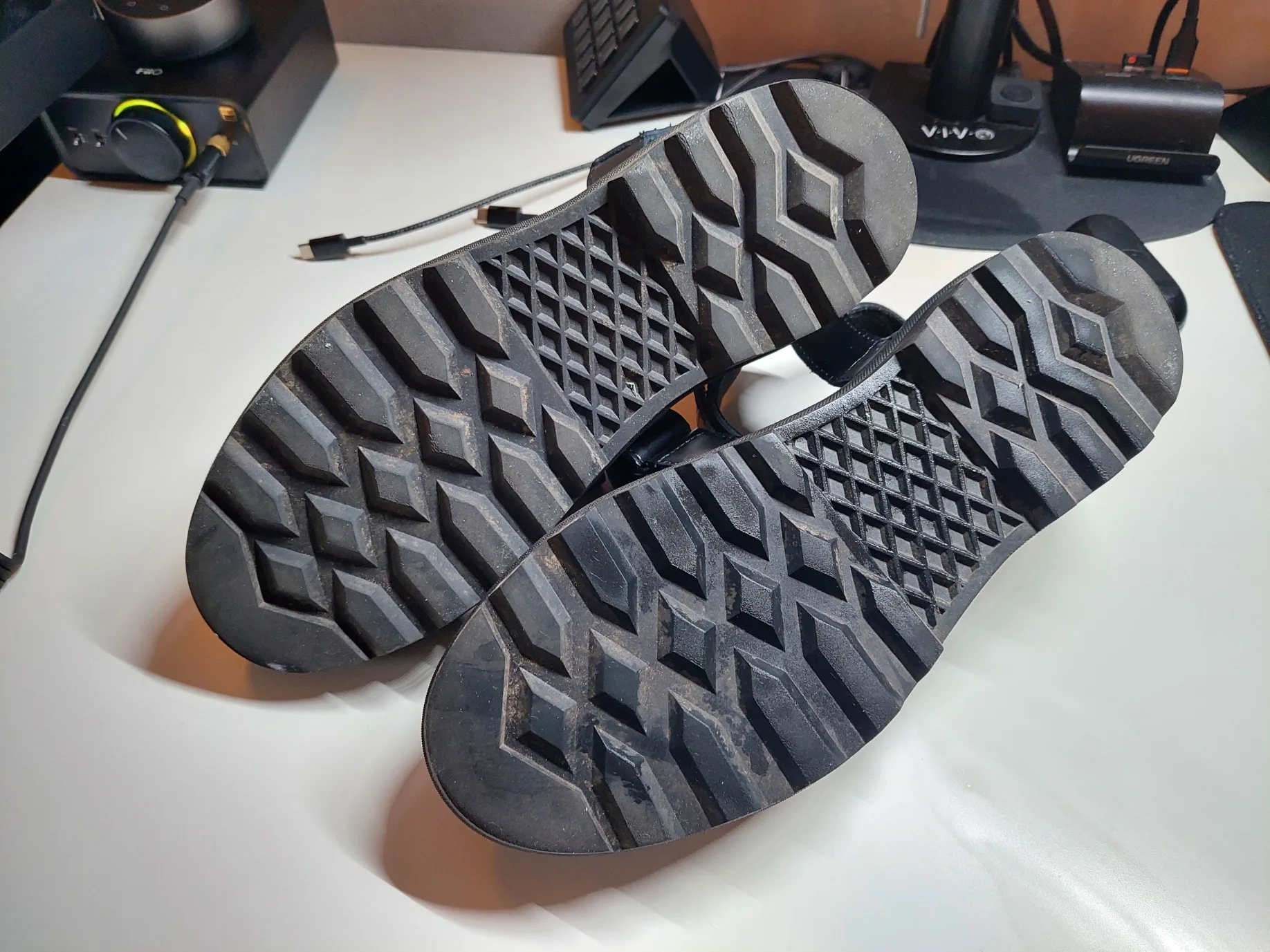 Women’s Vans Black Platform Sandals (Size 10) image indicator(2)