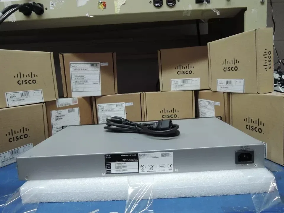 Cisco SF200-24 (SLM224GT) 24-Port Smart Ethernet Switch thumbnail