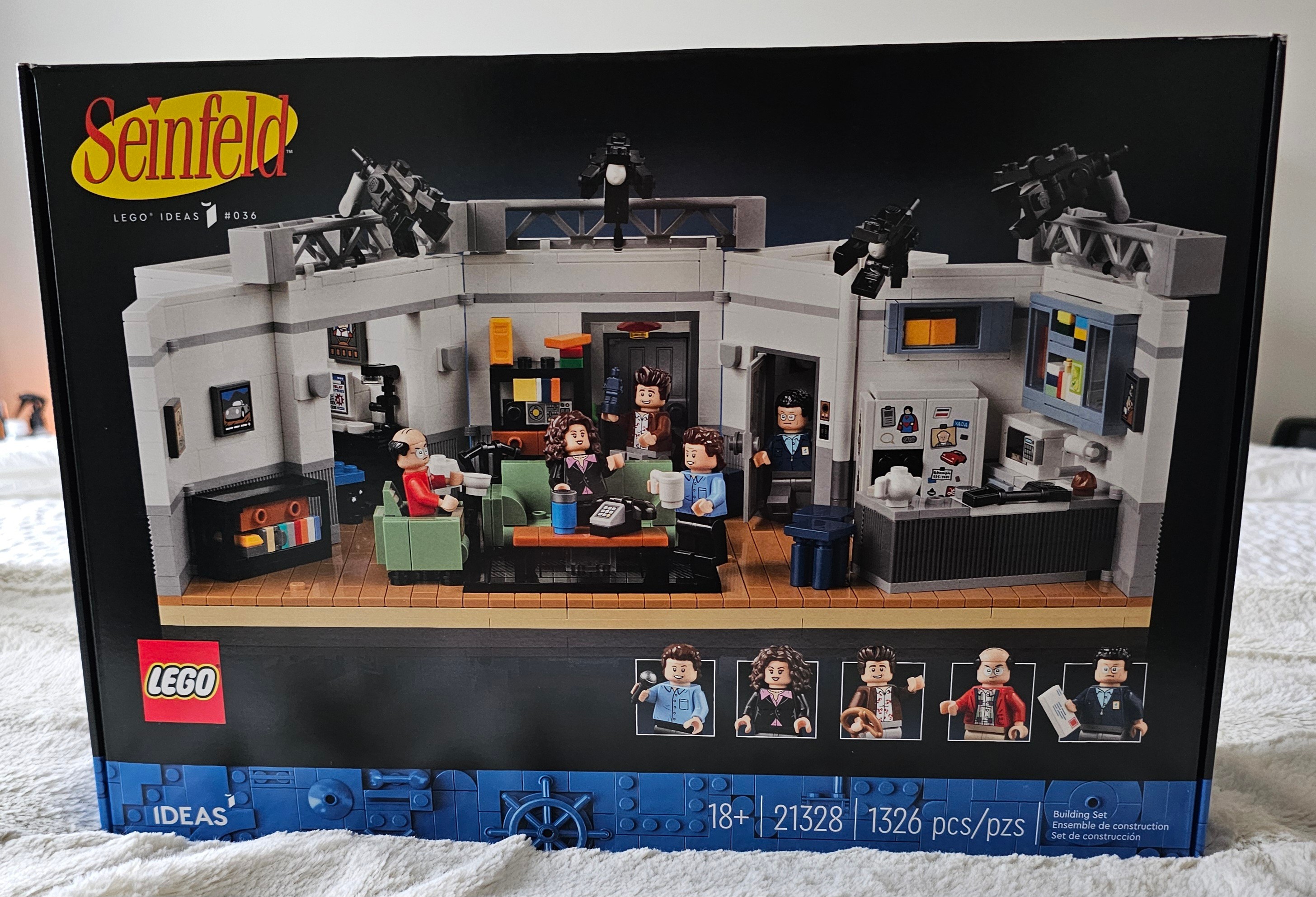 LEGO Ideas: Seinfeld Apartment (#21328) New/Sealed-Retired - photo 5