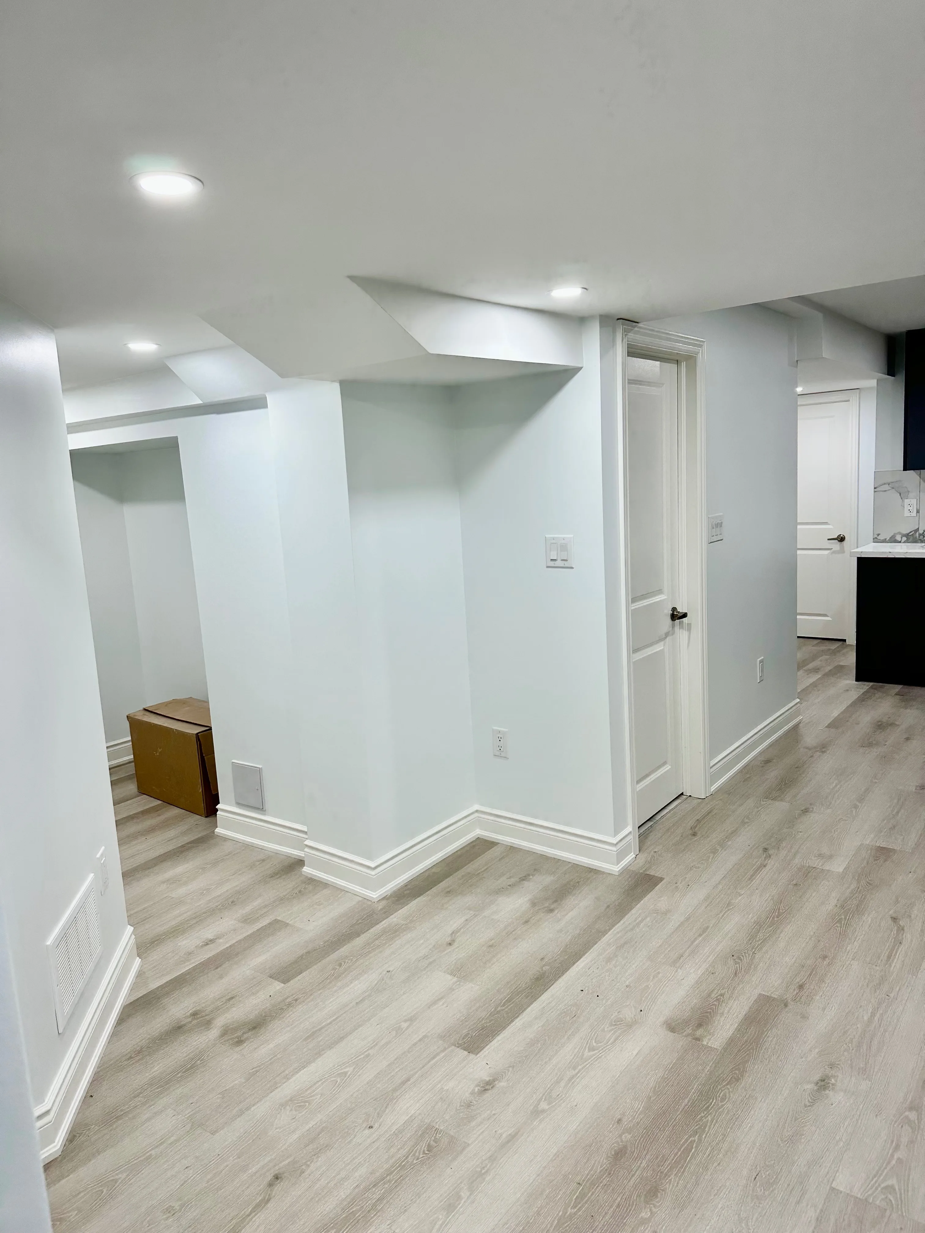 2 Beds 1 Bath Basement for Rent image indicator(5)