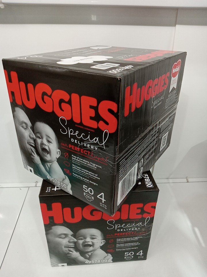 100 Huggies special delivery hypoallergenic diapers - size 4