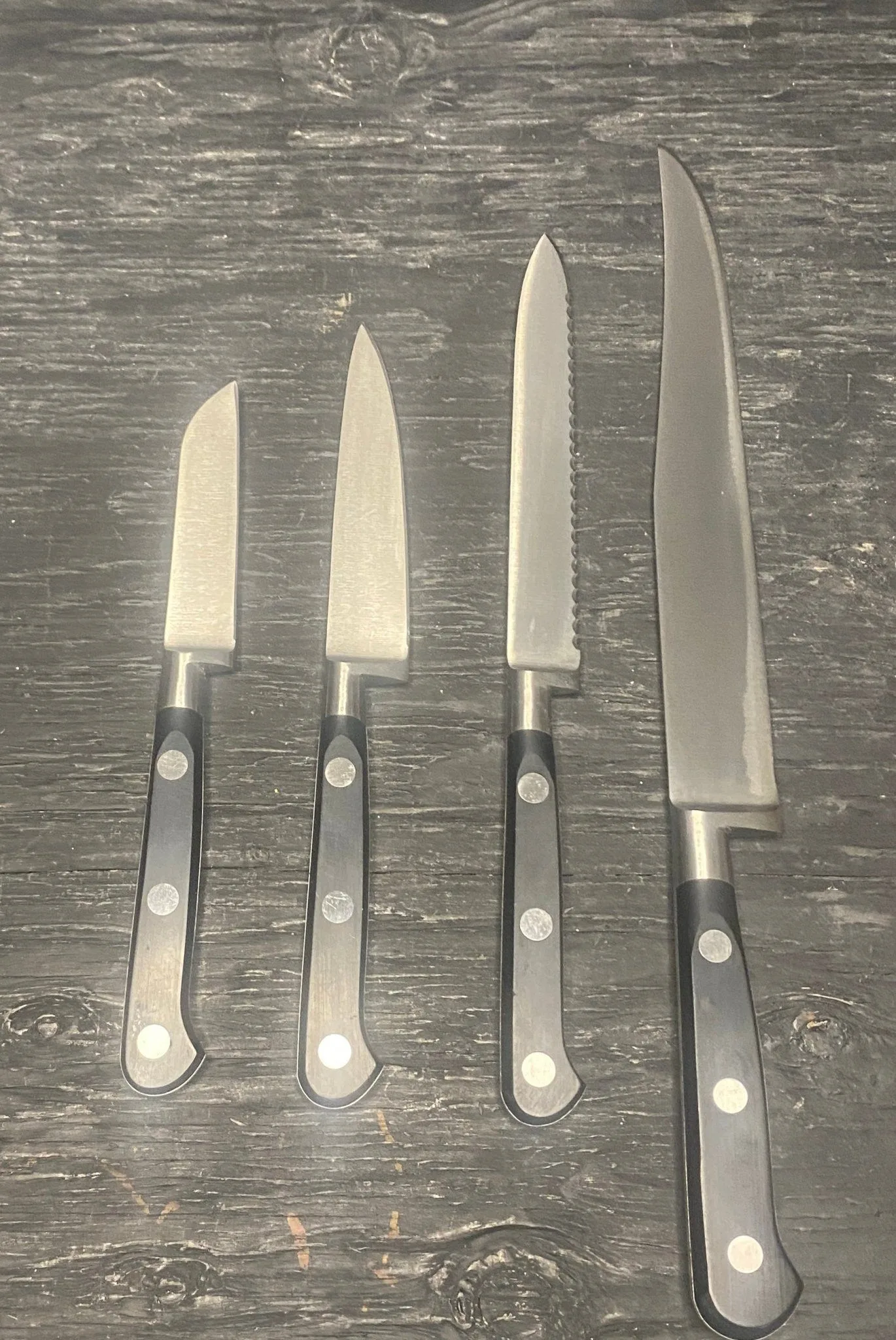 J.A. Henckels 10 Piece Chef Knife Set with Block image indicator(4)