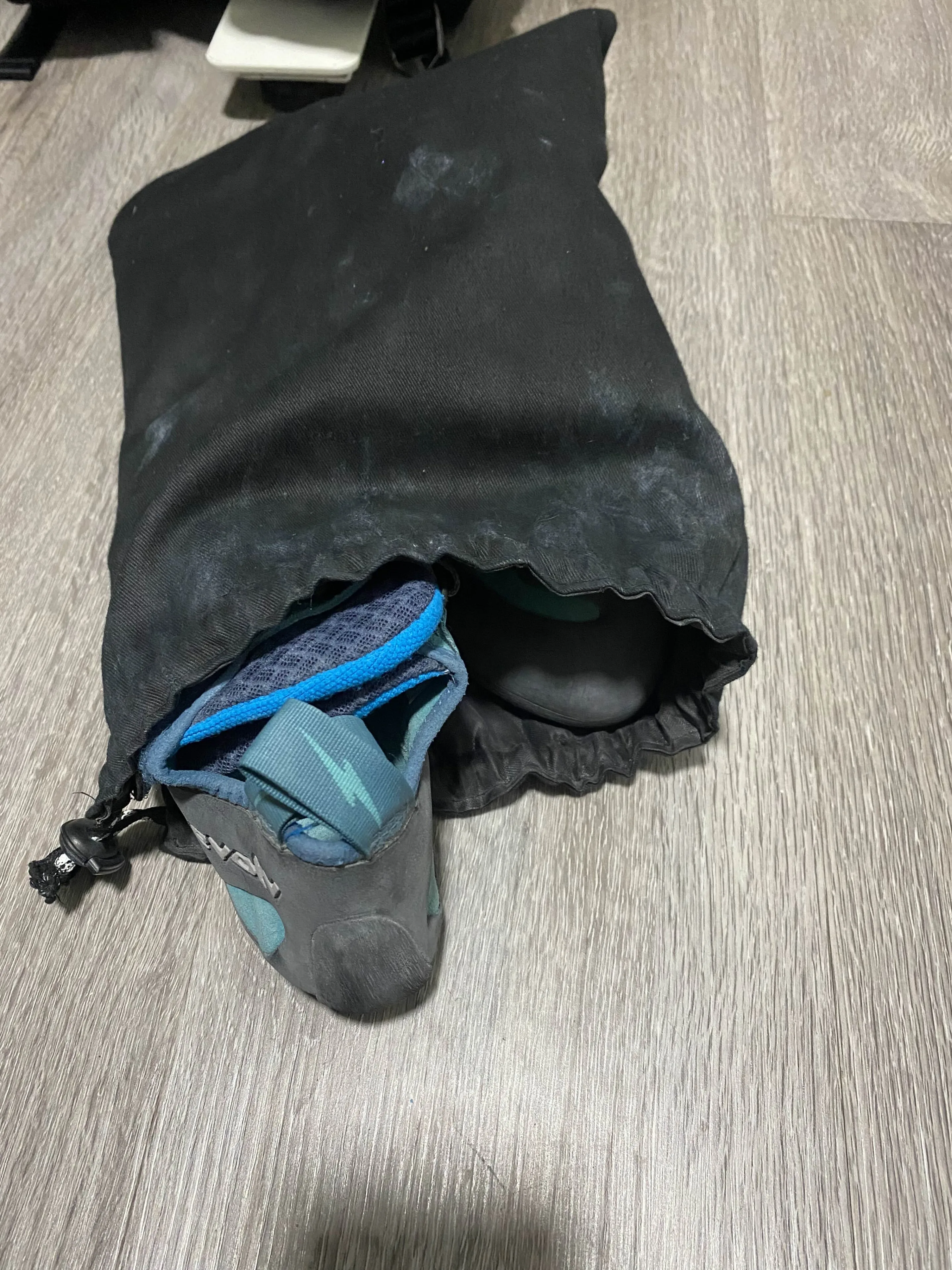 Evolv Rock Climbing Shoes image indicator(3)