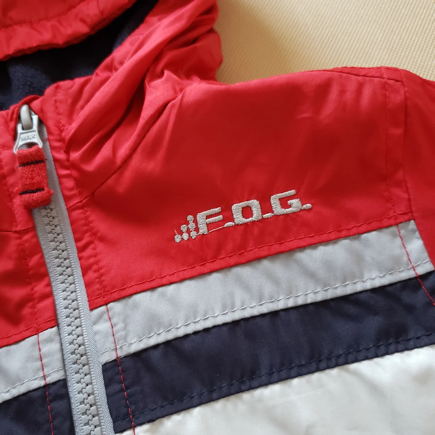 London Fog Lightweight Coat – Size 5 image indicator(2)