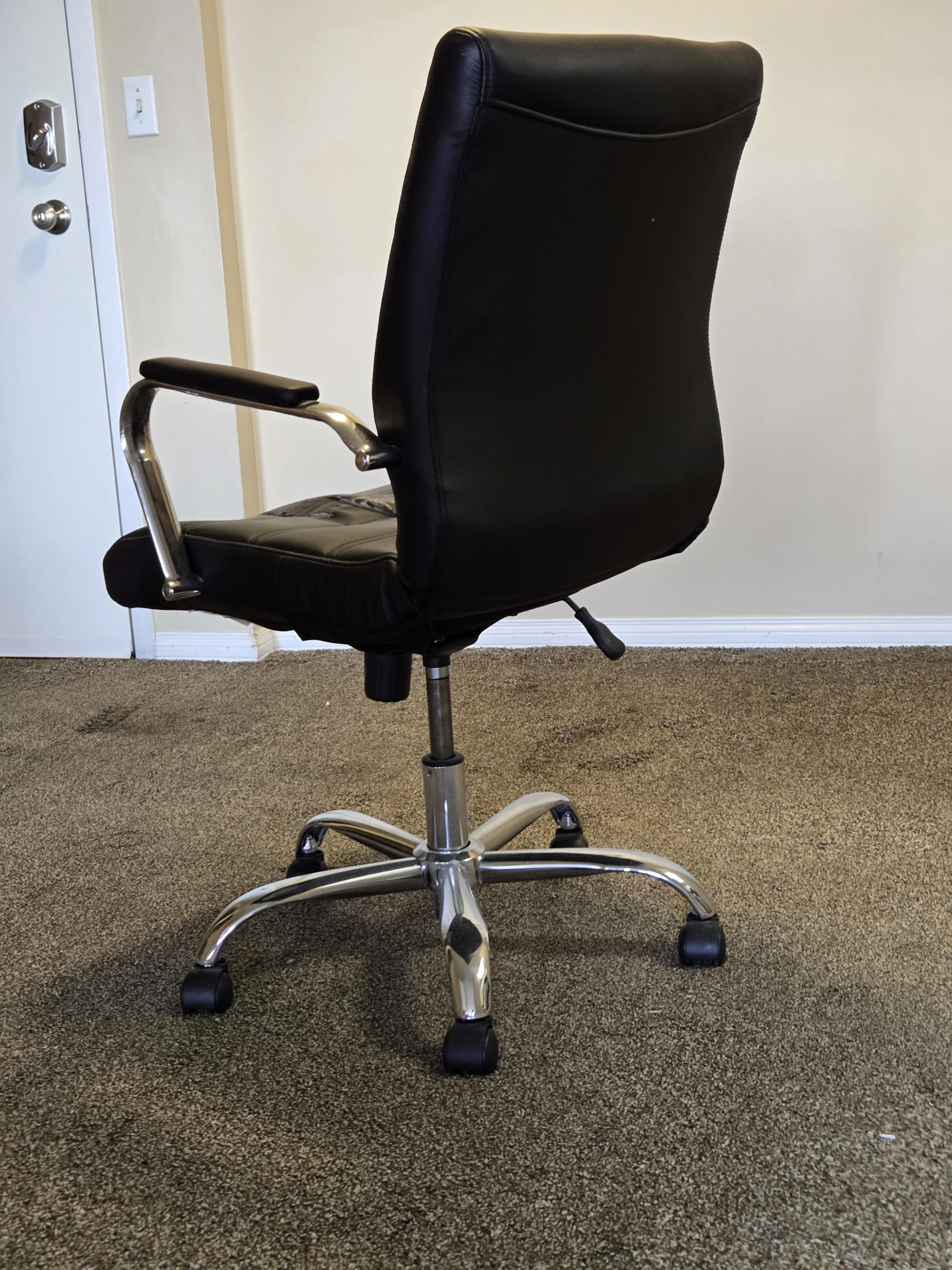 Swivel Office Chair - FREE (Adjustable) - photo 2