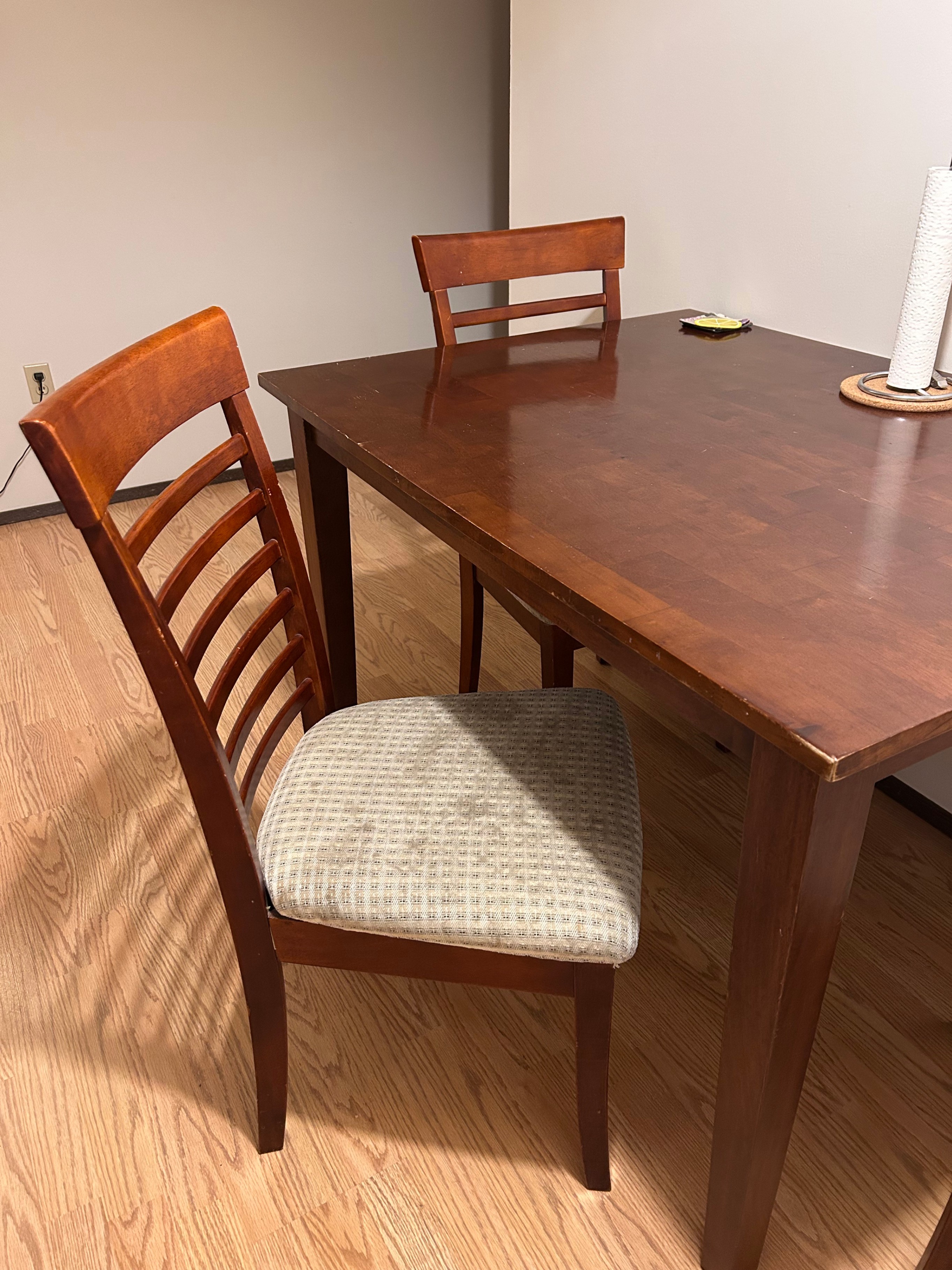 Dinner Table + 3 Chairs - photo 4