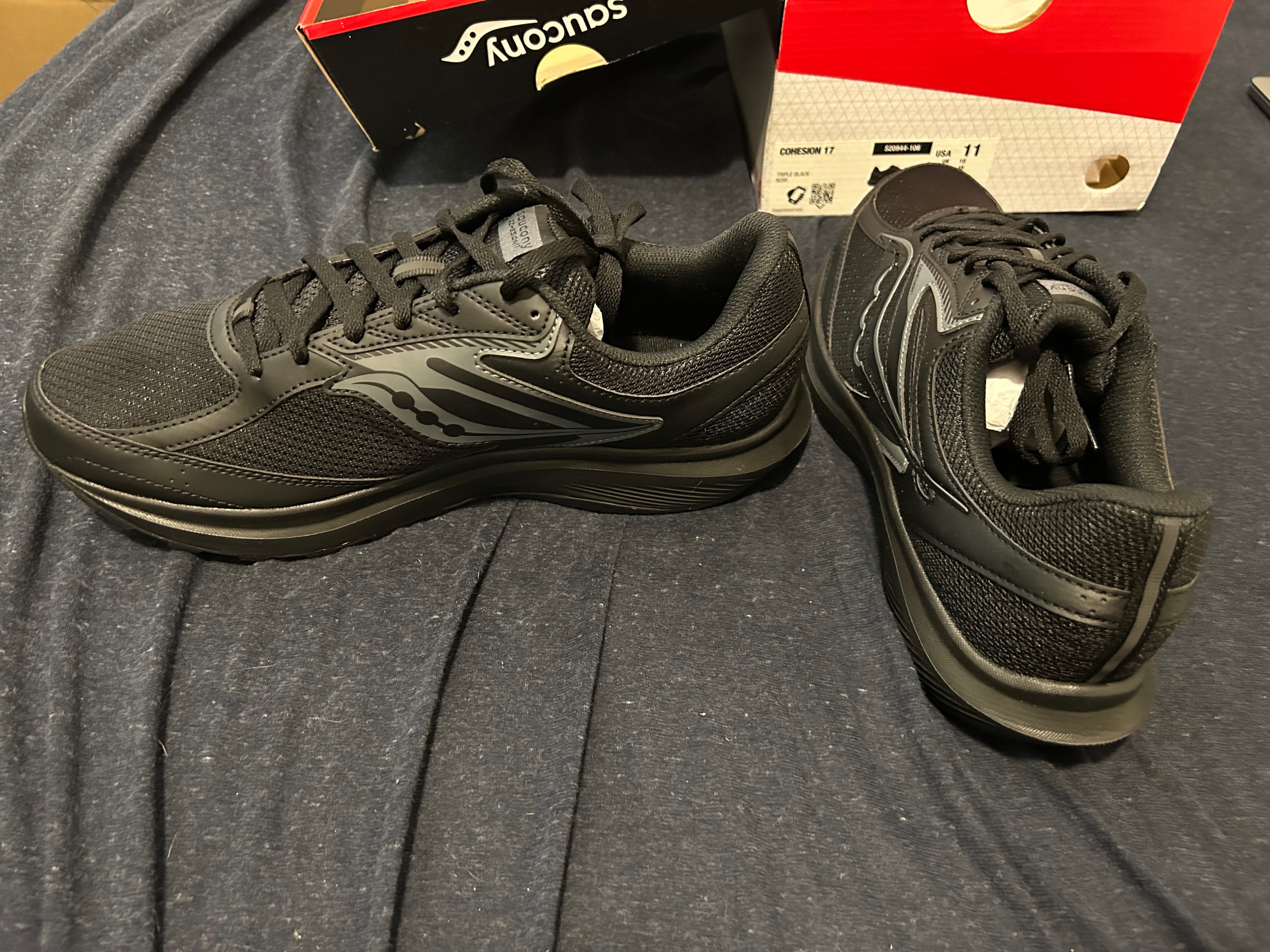 BNWT Saucony Cohesion 17 Black, Men, size 11 - photo 2