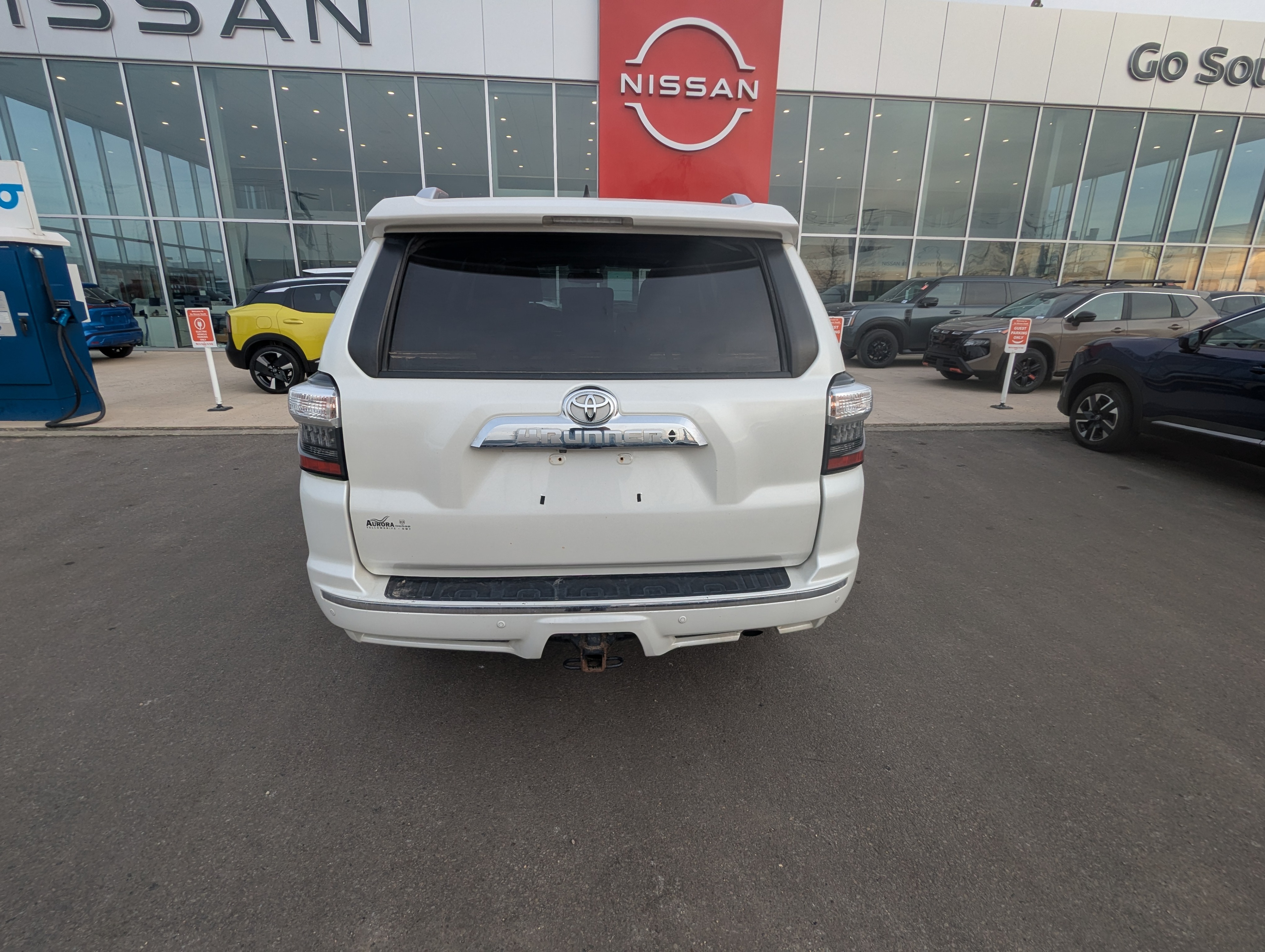 2015 Toyota 4Runner Limited w/3rd Row - photo 4