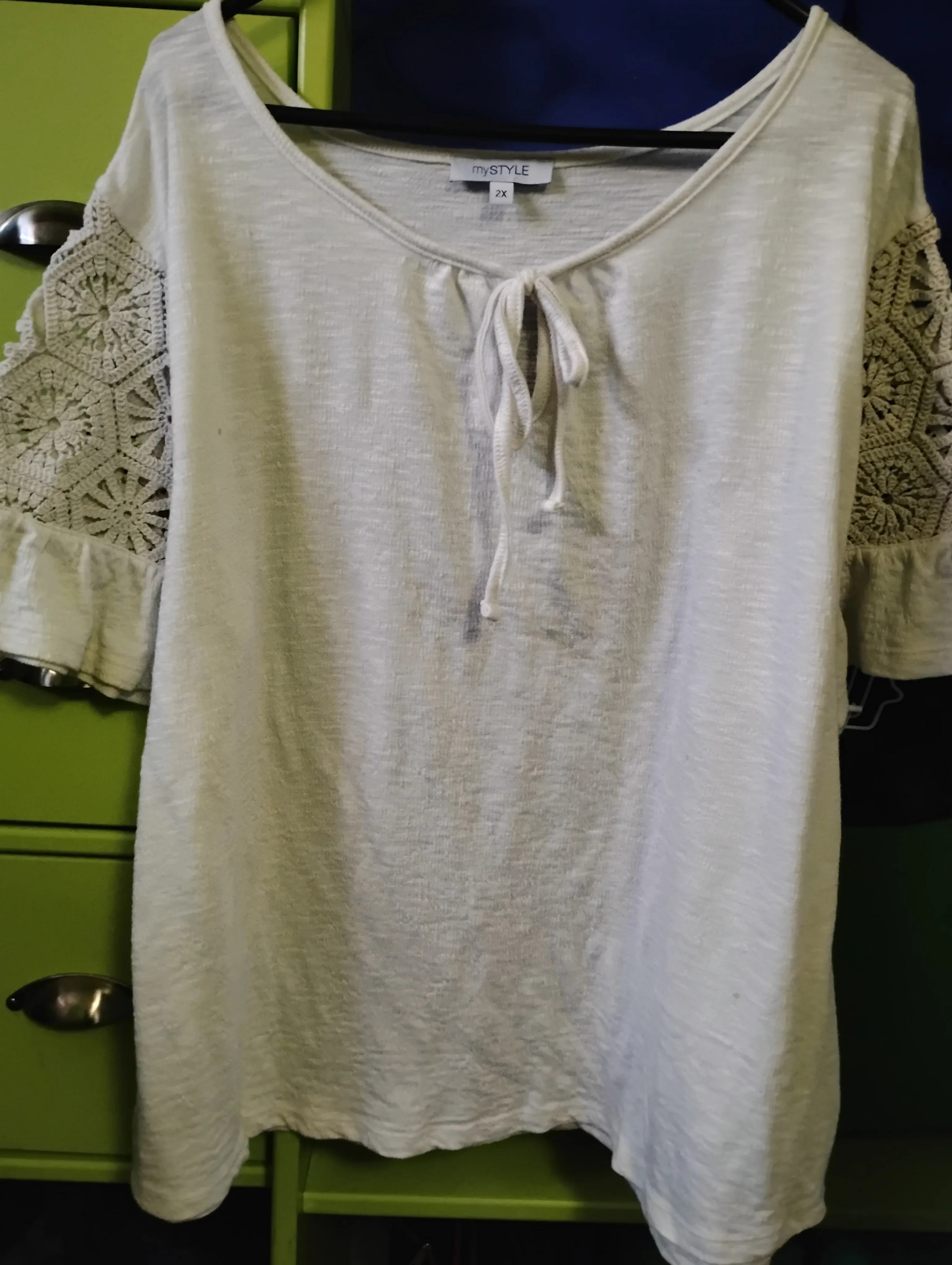MyStyle Women’s Fashion T-Shirt — Size 2X (Good Condition) thumbnail