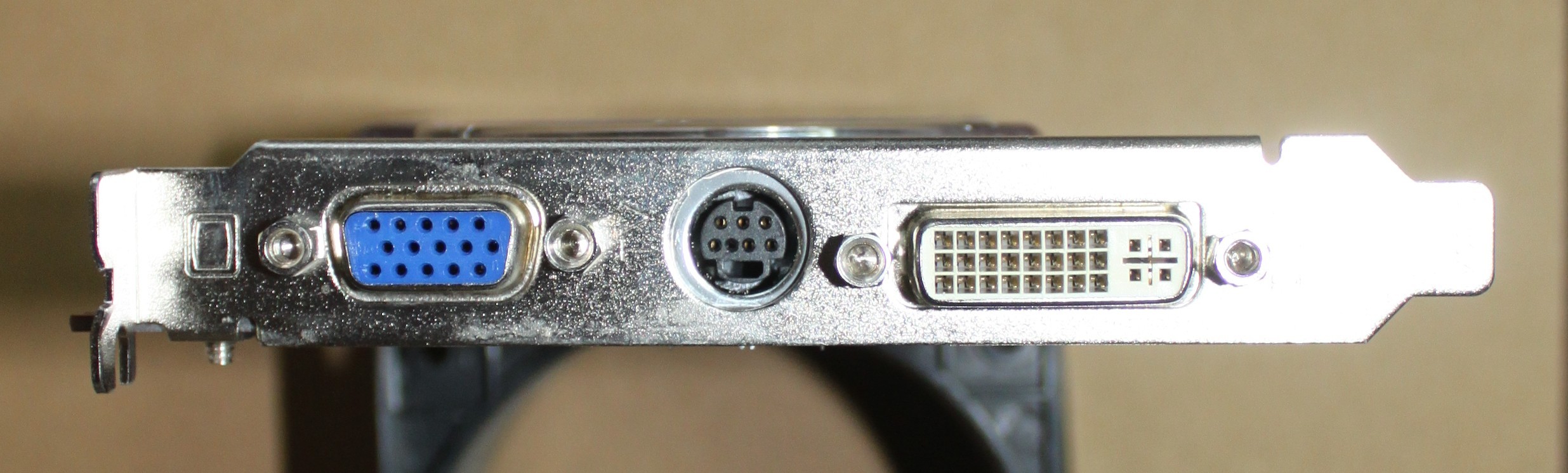 Diamond Stealth ATI Radeon HD 2400PRO AGP Display Card - photo 3