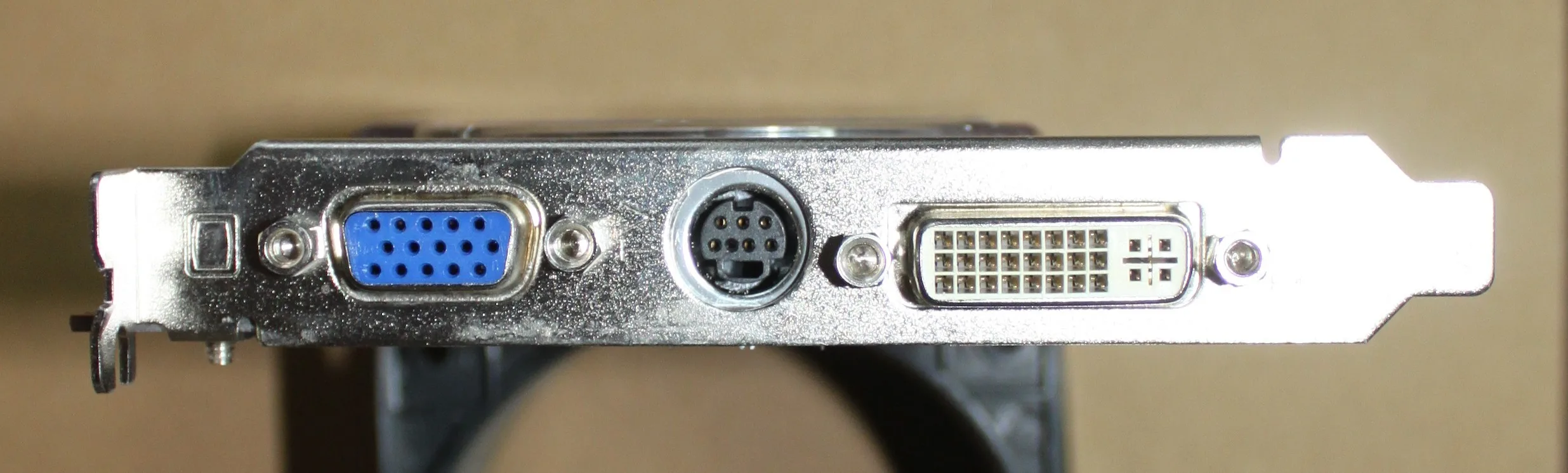 Diamond Stealth ATI Radeon HD 2400PRO AGP Display Card image indicator(3)