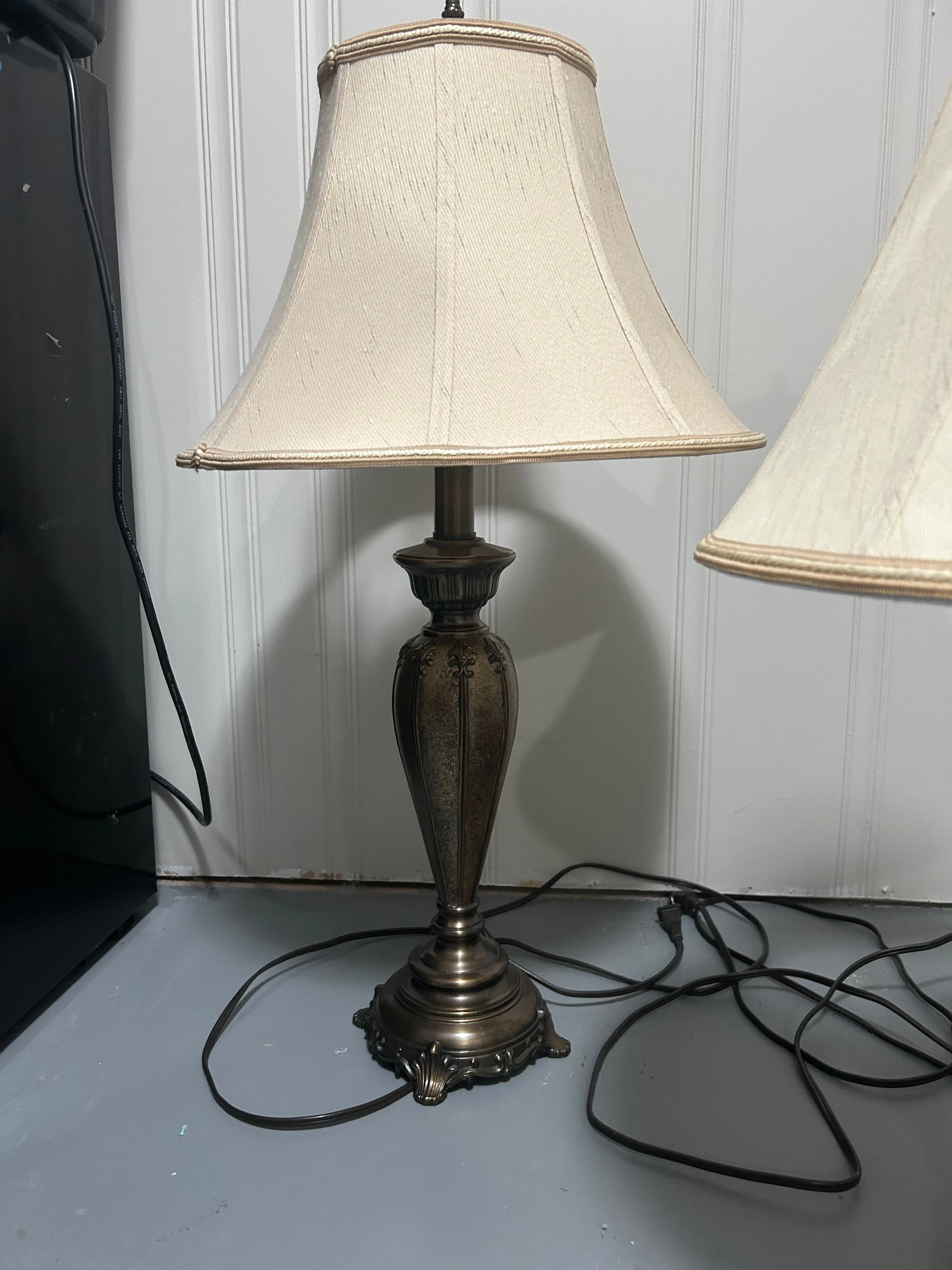SET: Two beside lamps & Matching floor lamp image indicator(2)