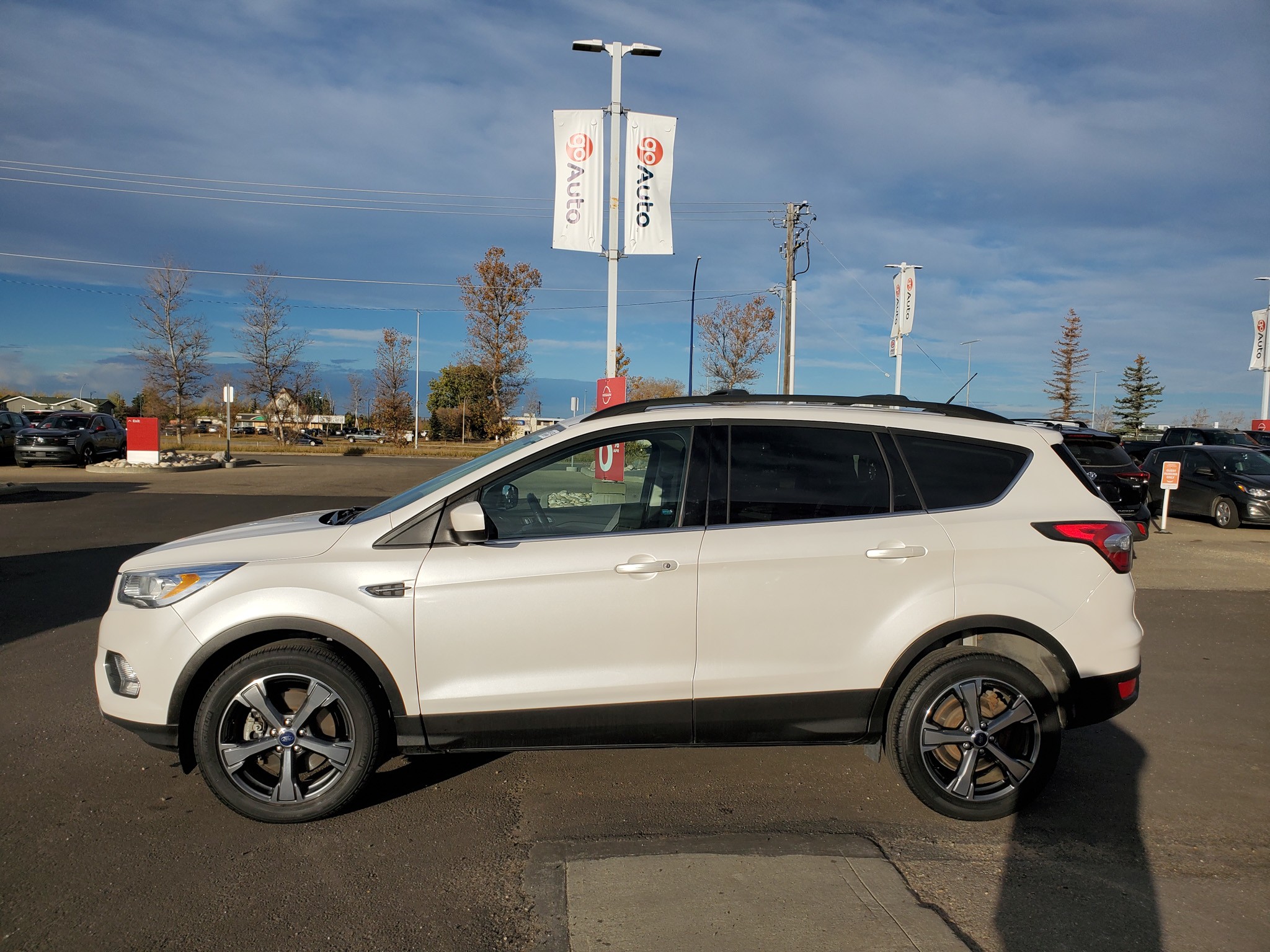 2017 Ford Escape SE - photo 2