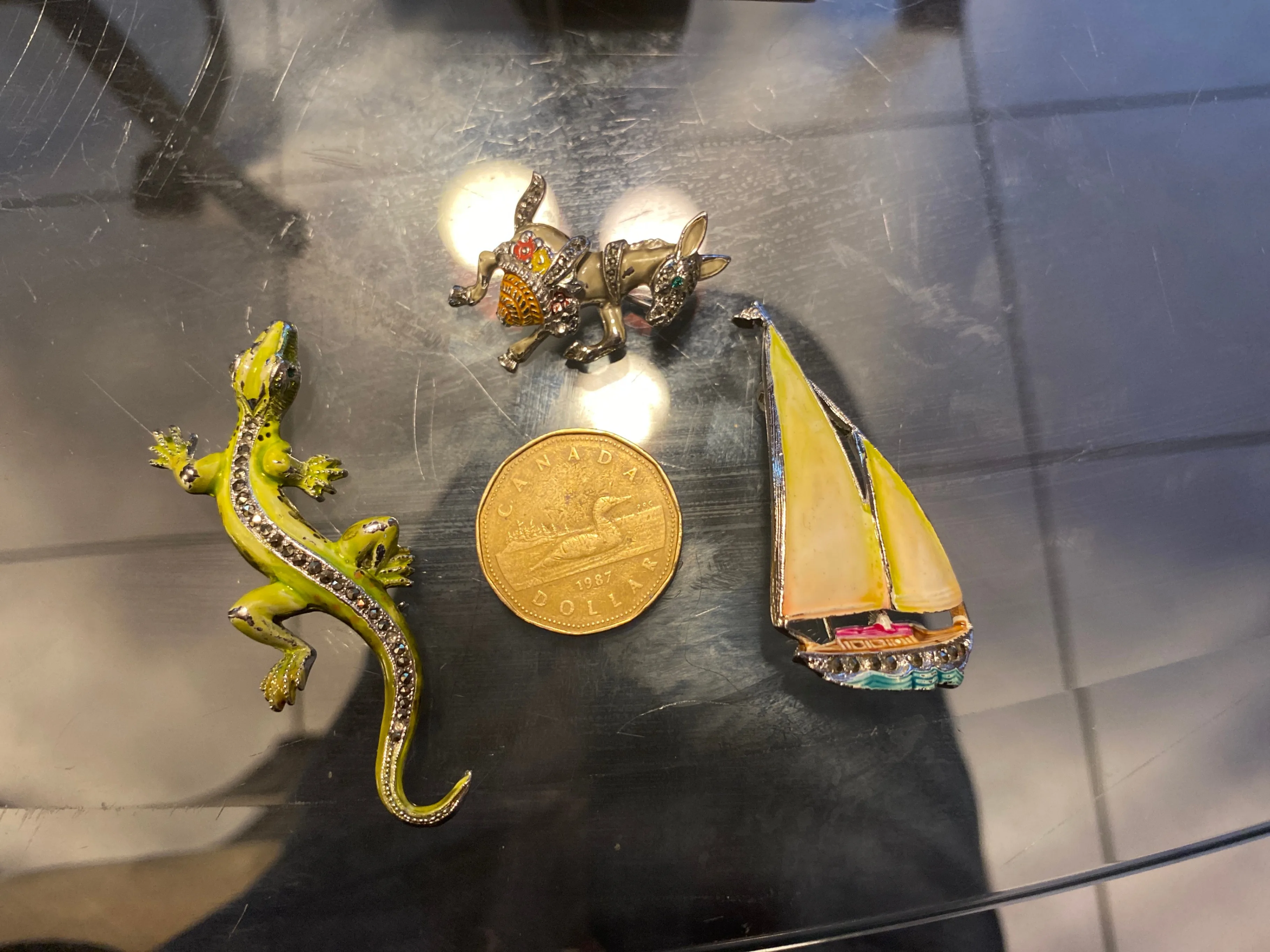 Sailboat, Lizard, Donkey Fashion Brooch image indicator(2)