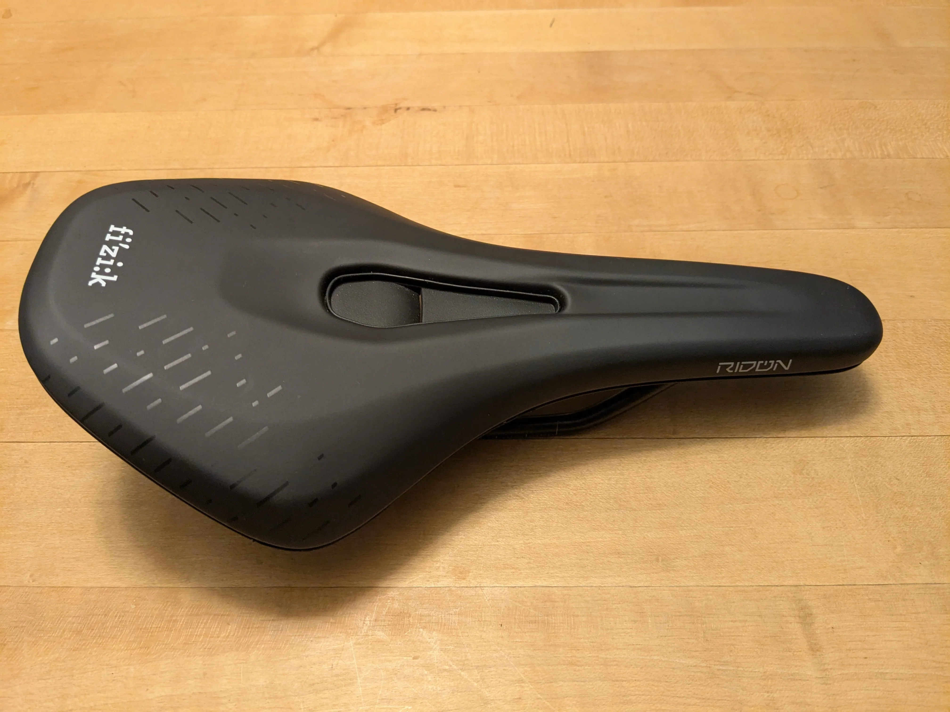 Brand new Fizik Terra Ridon X5 bike saddle, never ridden