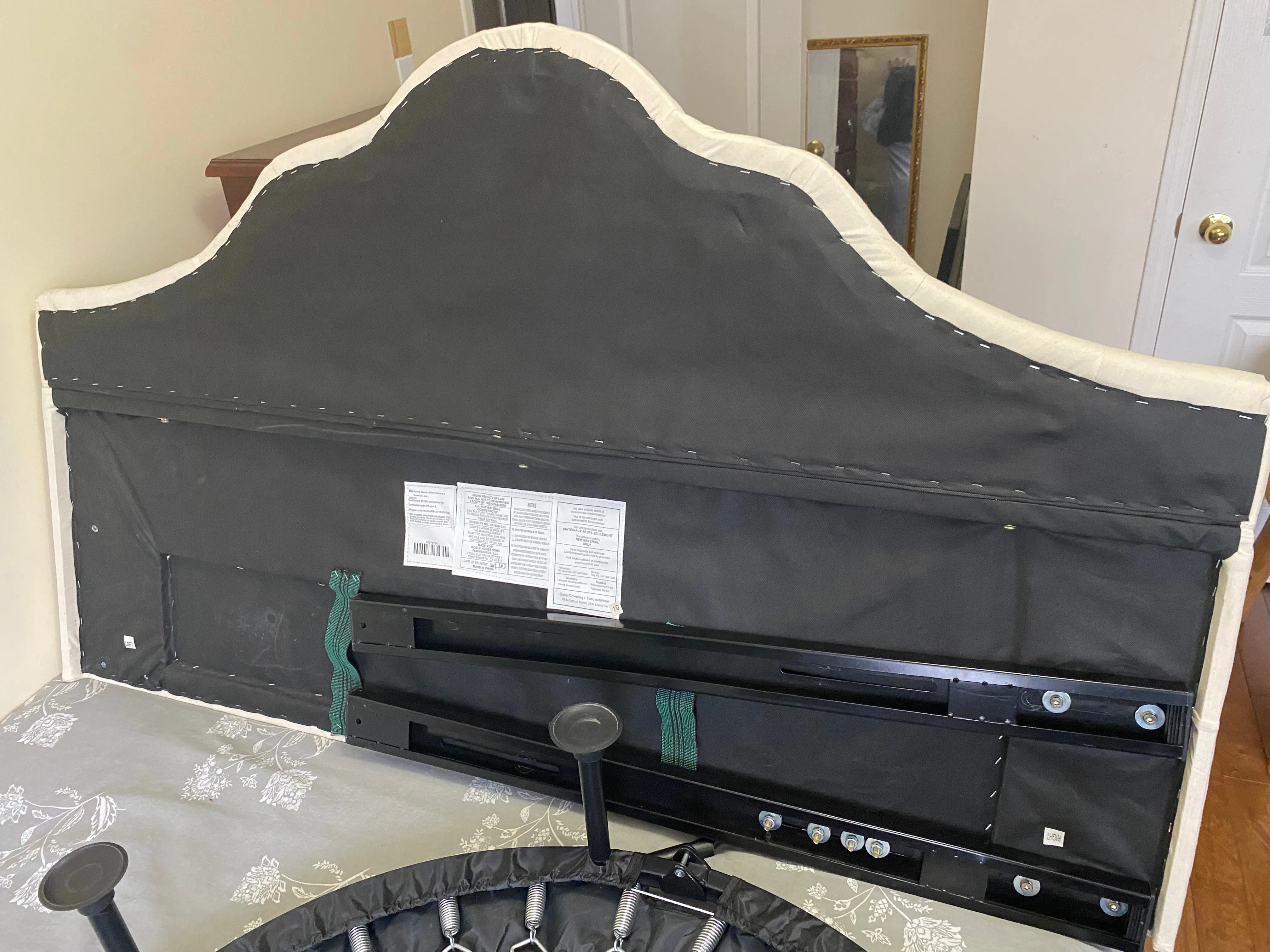 Queen Size Bed Headboard image indicator(3)