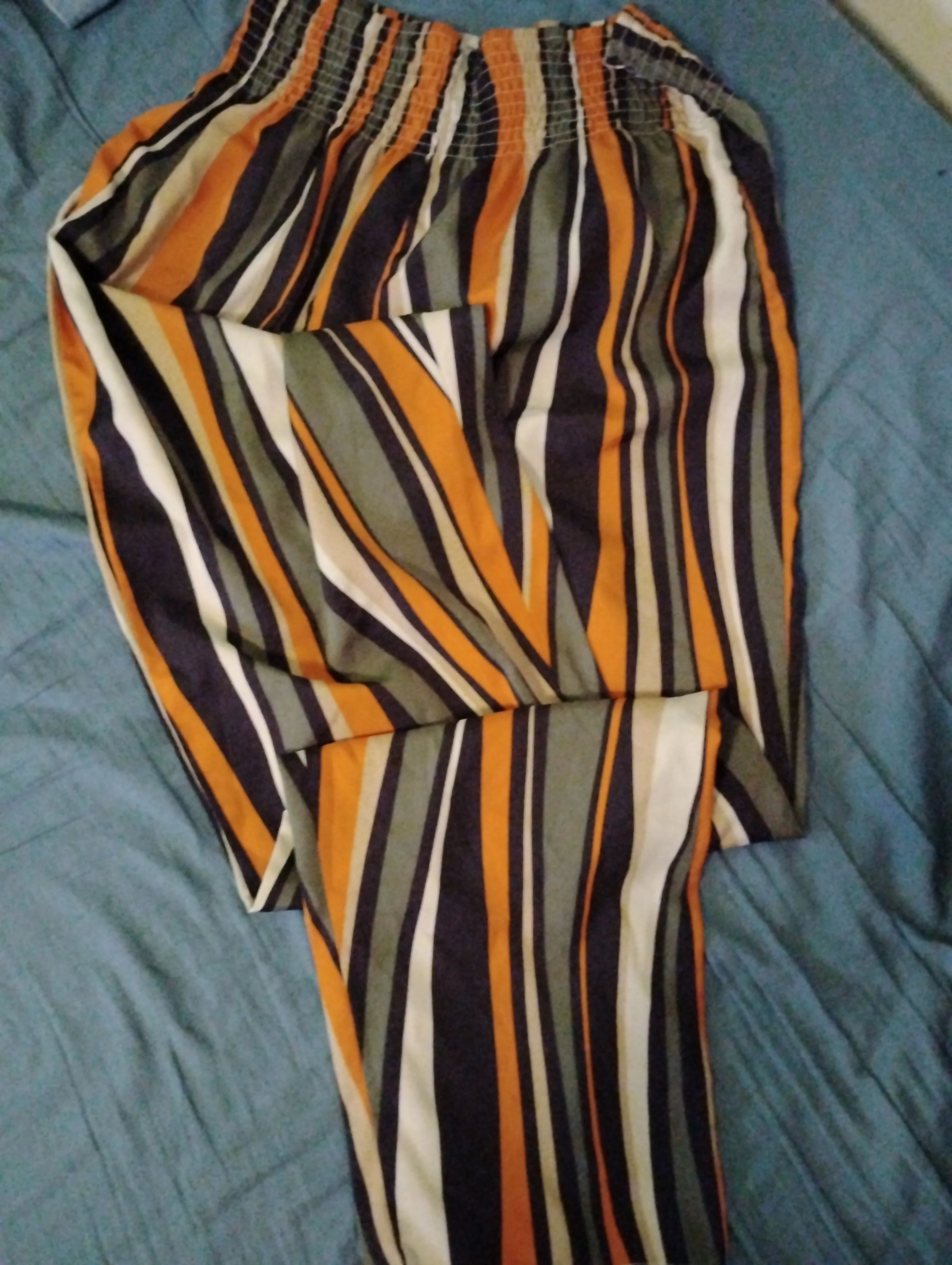 Women’s Fashion Pants — 3XL (Like New Condition) thumbnail