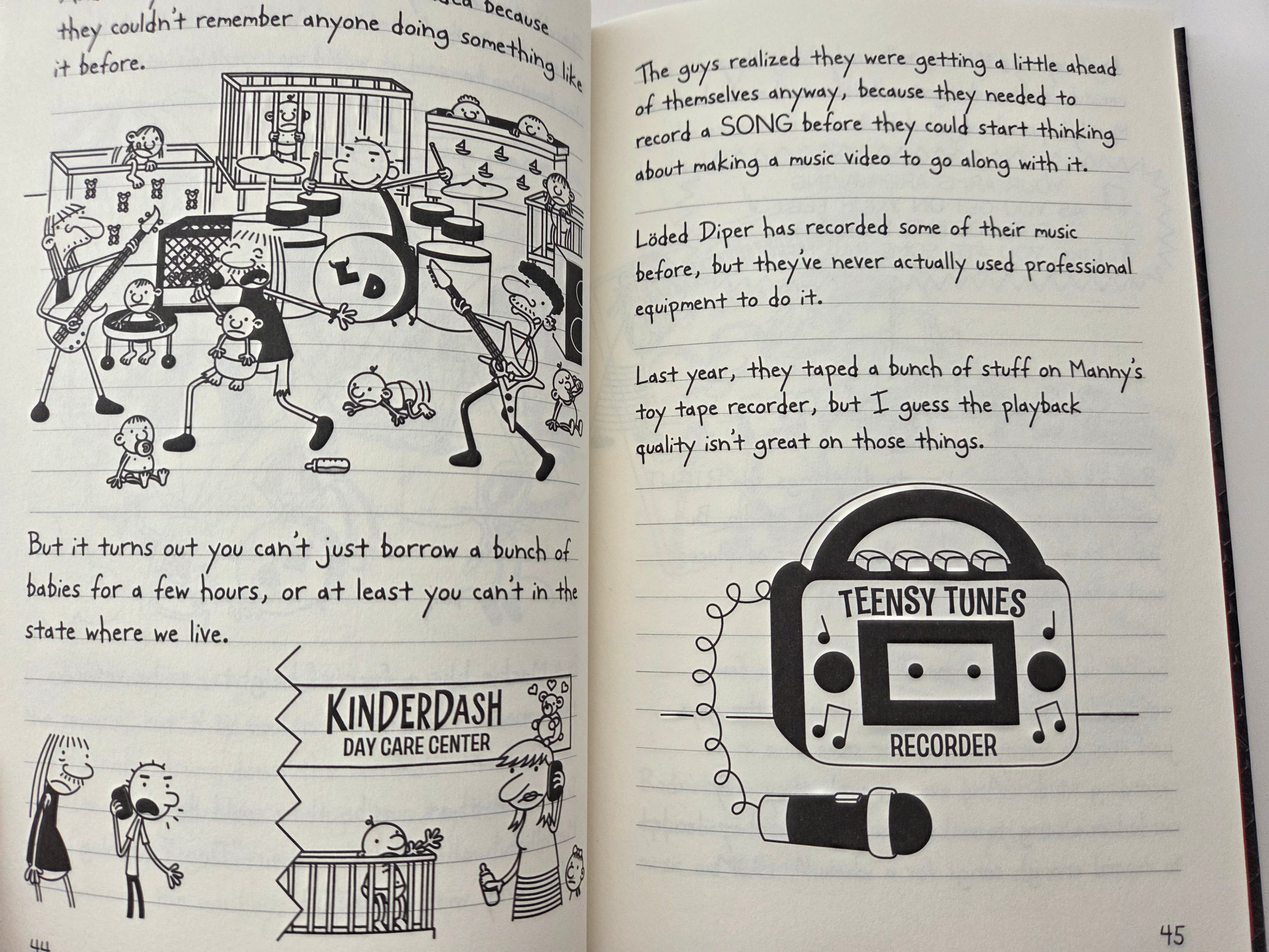 Wimpy Kid #17: Diper Överlöde – NEW Hardcover - photo 4