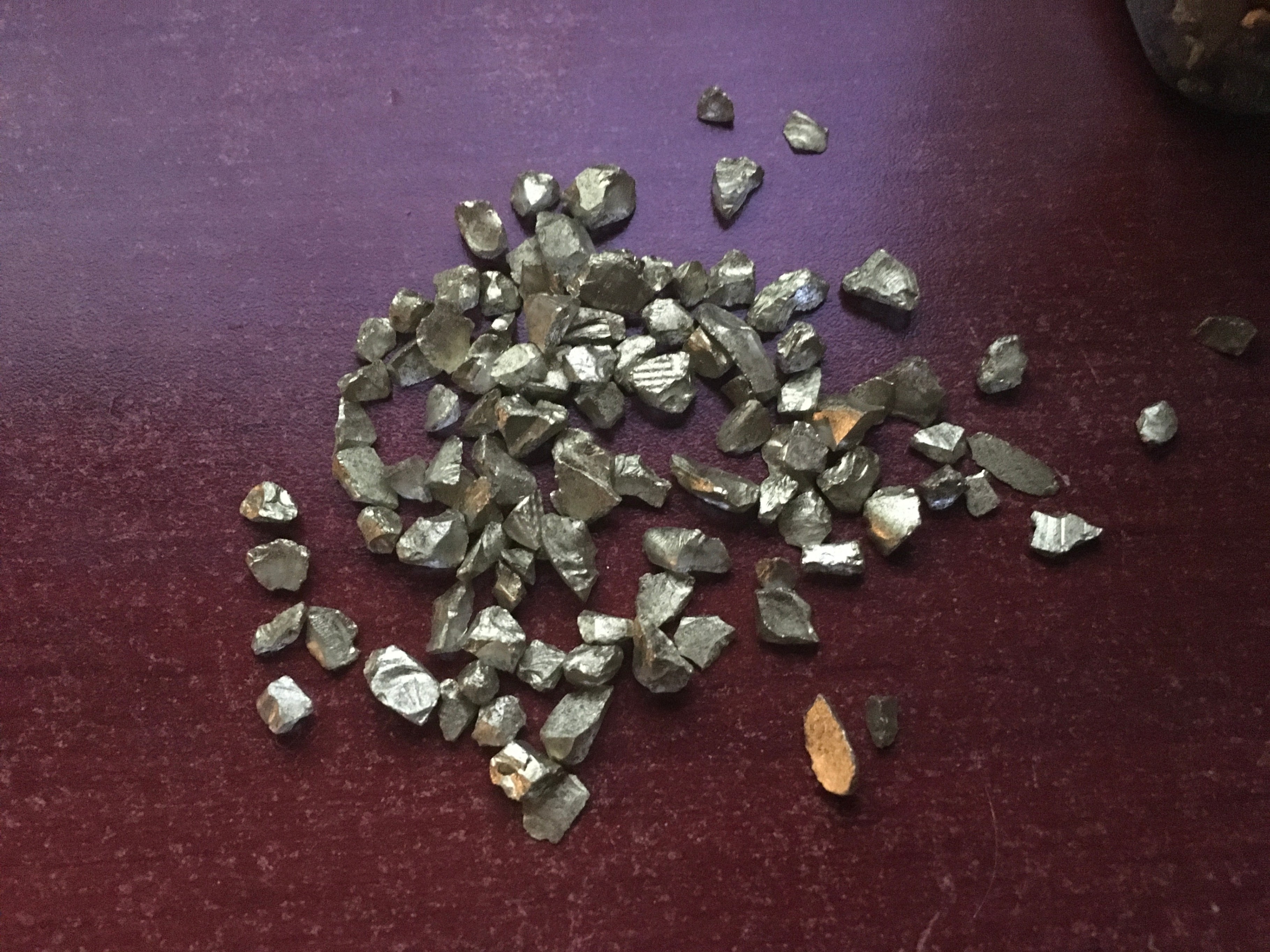 Darice Gold Glass Chips - 17.5 oz - photo 3