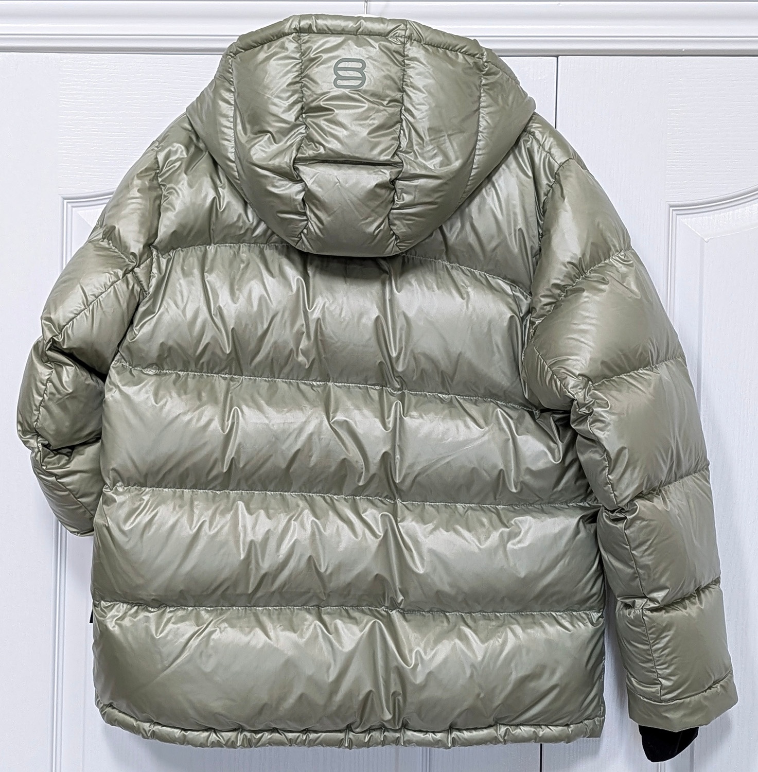Aritzia The Super Puff, Hi-Gloss-Silent Storm Green - L - NEW - photo 3